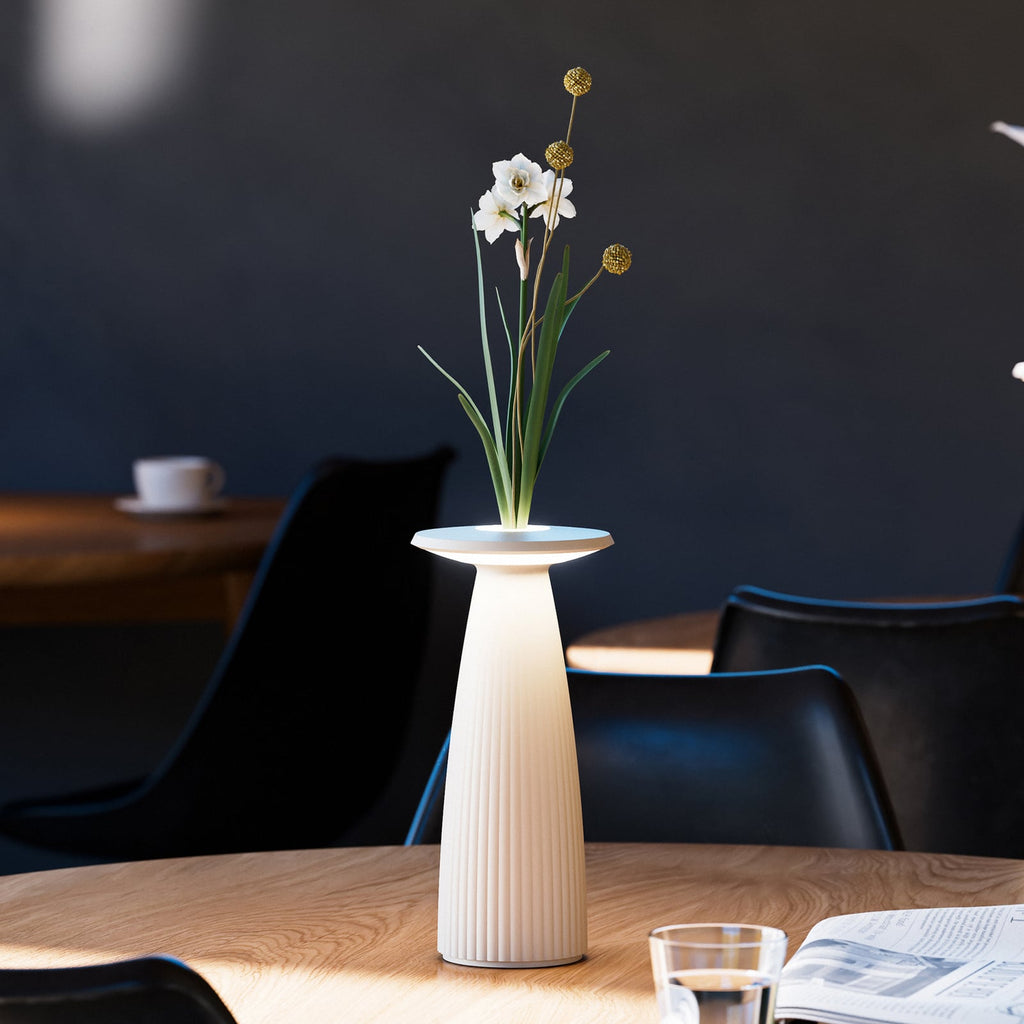 LED oppladbar bordlampe Nuflair beige forfra