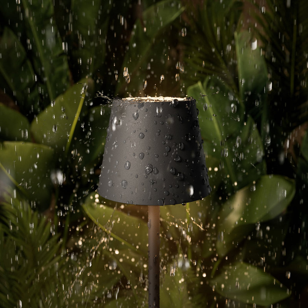LED oppladbar bordlampe Nuindie pocket grafitt IP54 dimbar lader