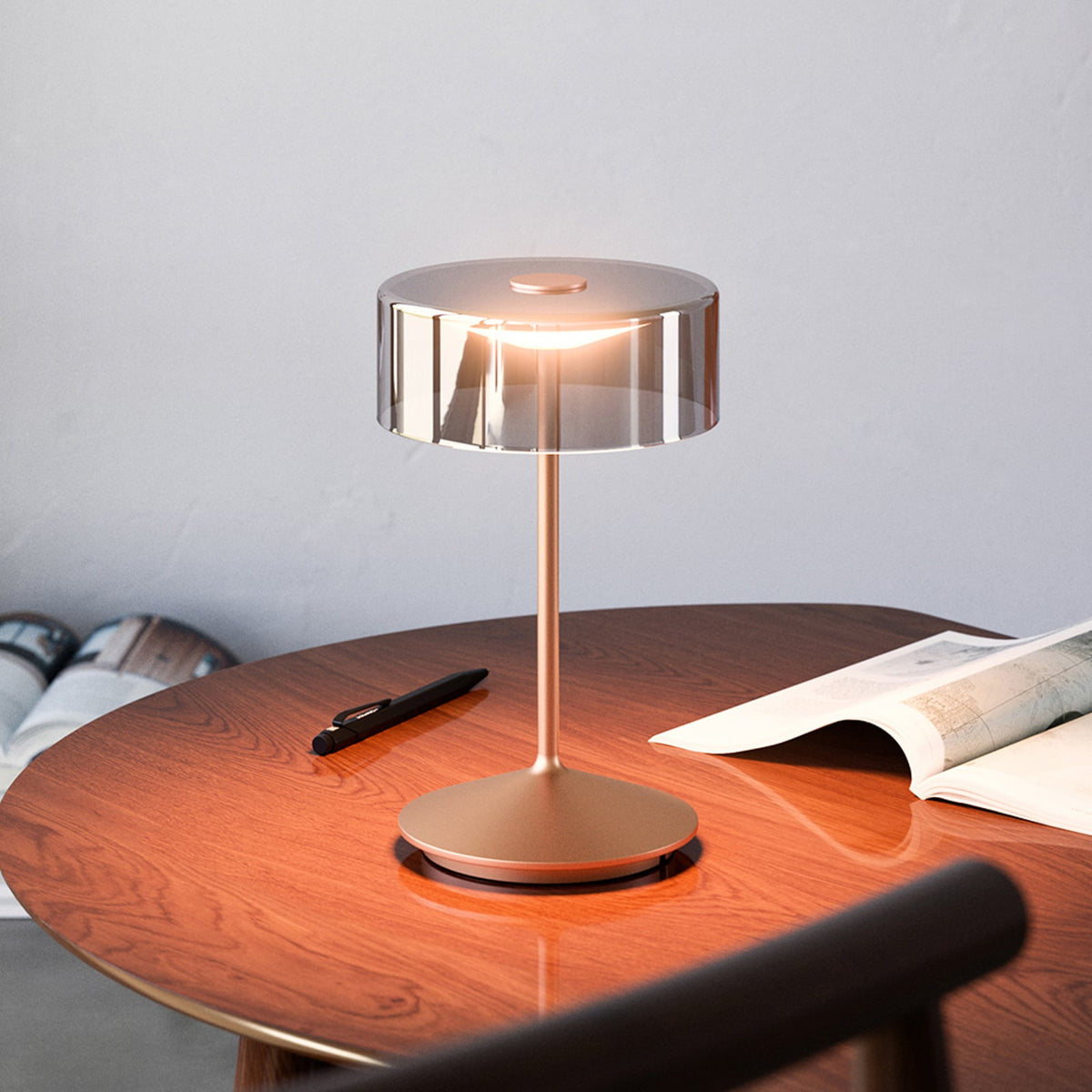 LED oppladbar bordlampe Numotion bronse glass IP54 dimbar front