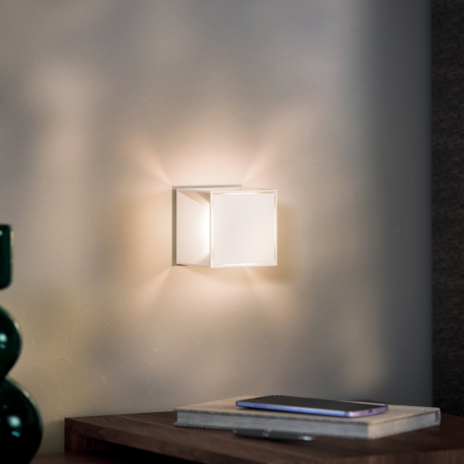 LED oppladbar bordlampe Nutalis mini hvit IP54 dimbar bakside
