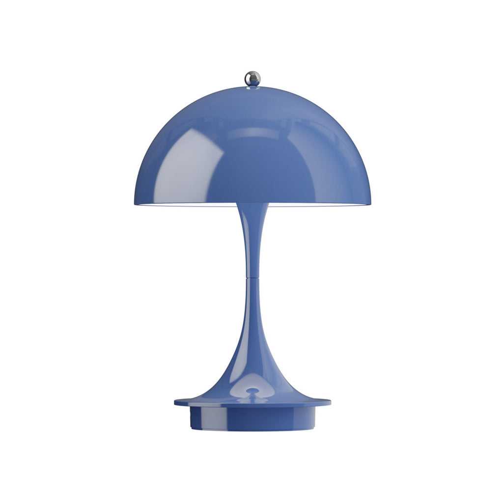 Nærbilde av LED oppladbar bordlampe Panthella Portable 160 V3 blå IP44 lampefot
