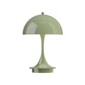 LED oppladbar bordlampe Panthella Portable 160 V3 grønn forfra