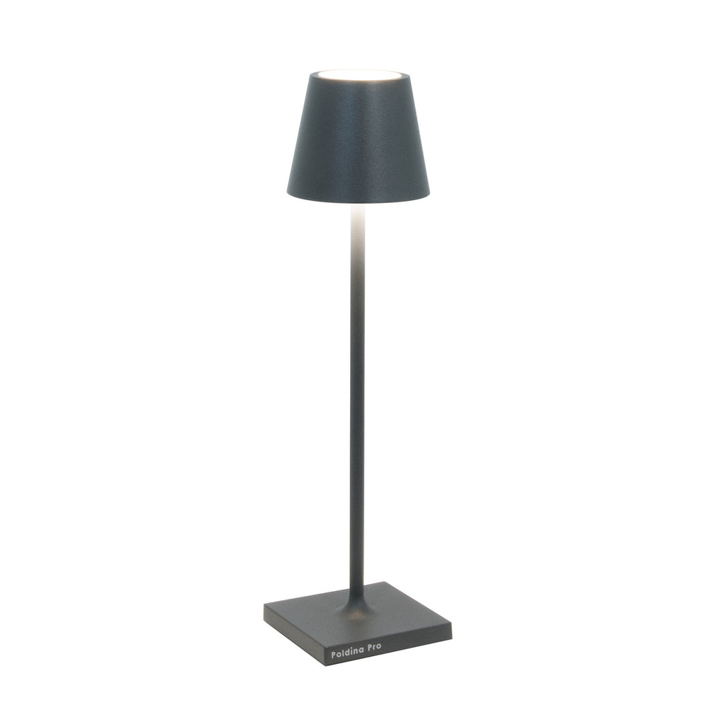 Detalj av LED oppladbar bordlampe Poldina micro mørkegrå IP65
