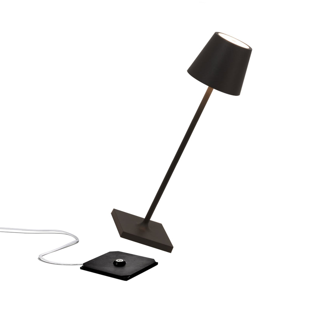 LED oppladbar bordlampe Poldina micro svart dimbar IP65 nærbilde av touchdimmer