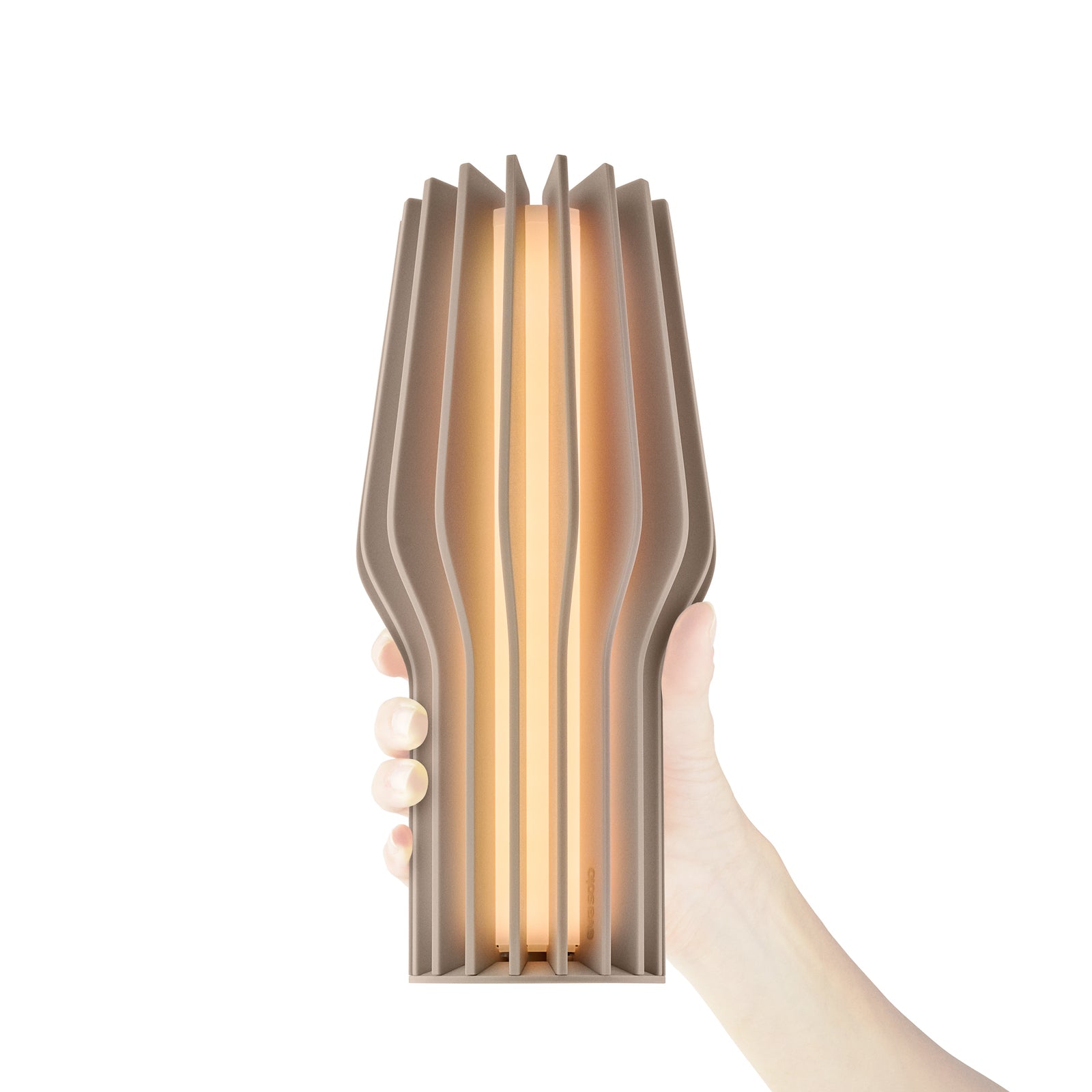 LED oppladbar bordlampe RADIANT beige dimbar IP44 USB-ladekabel