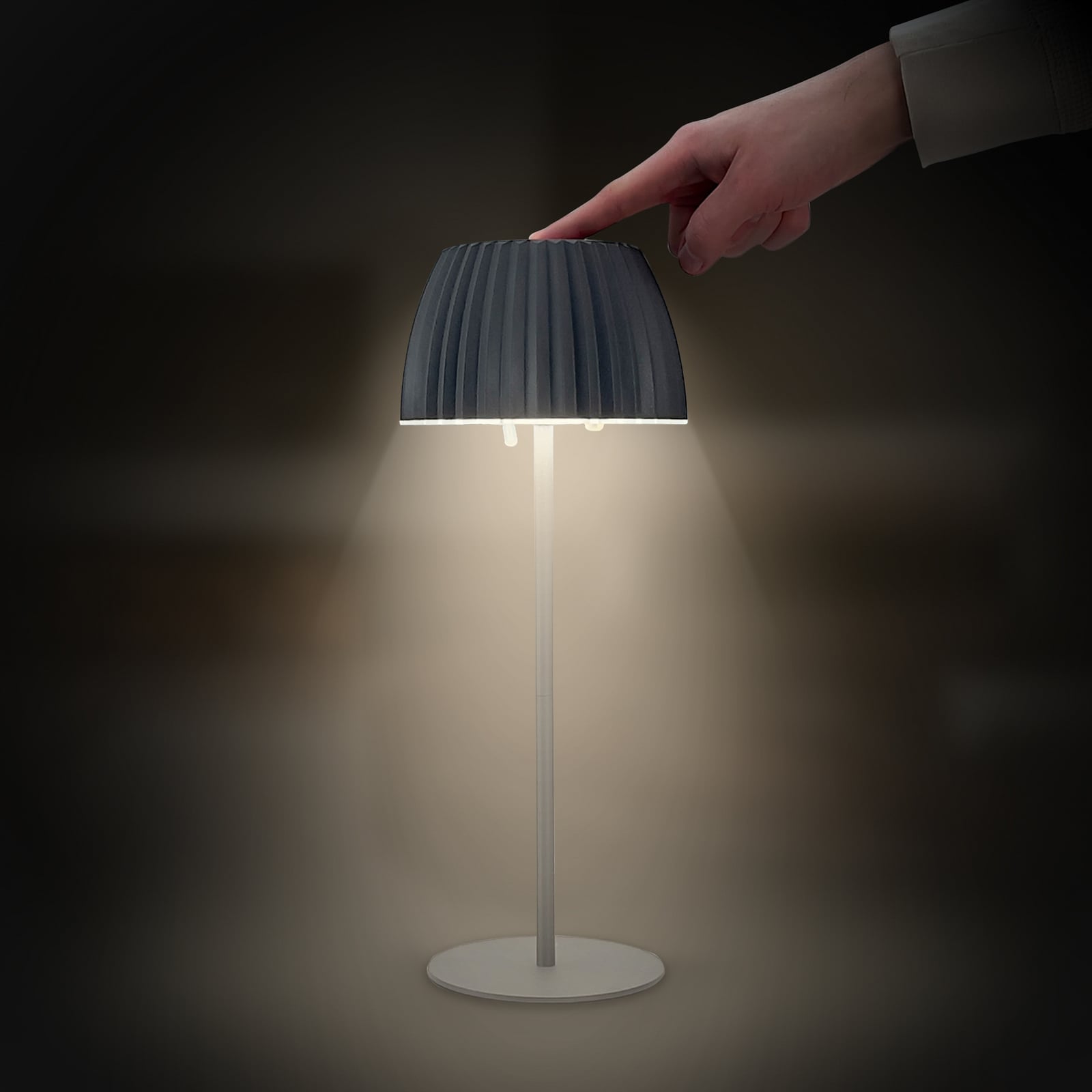 LED oppladbar bordlampe Riffle antrasitt sideprofil
