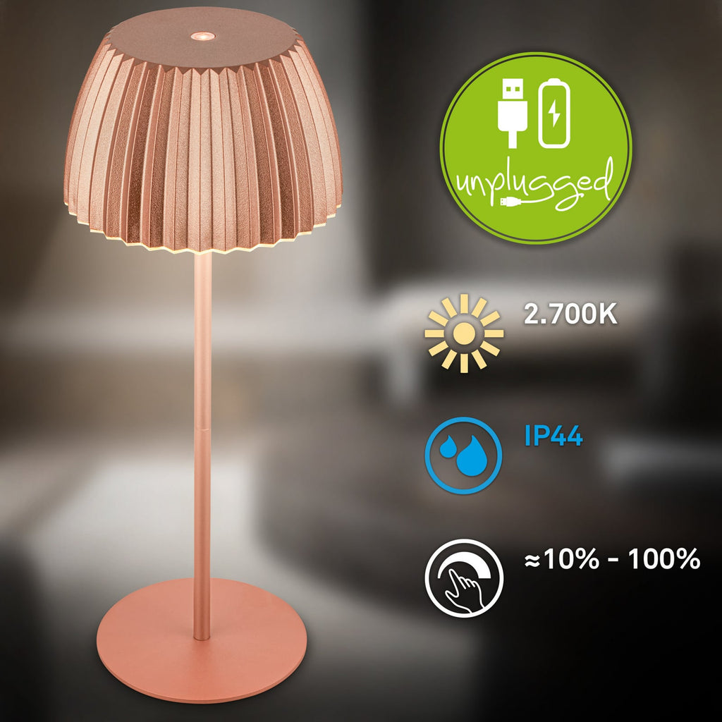 LED oppladbar bordlampe Riffle dimbar kobber 36 cm IP44 på terrasse