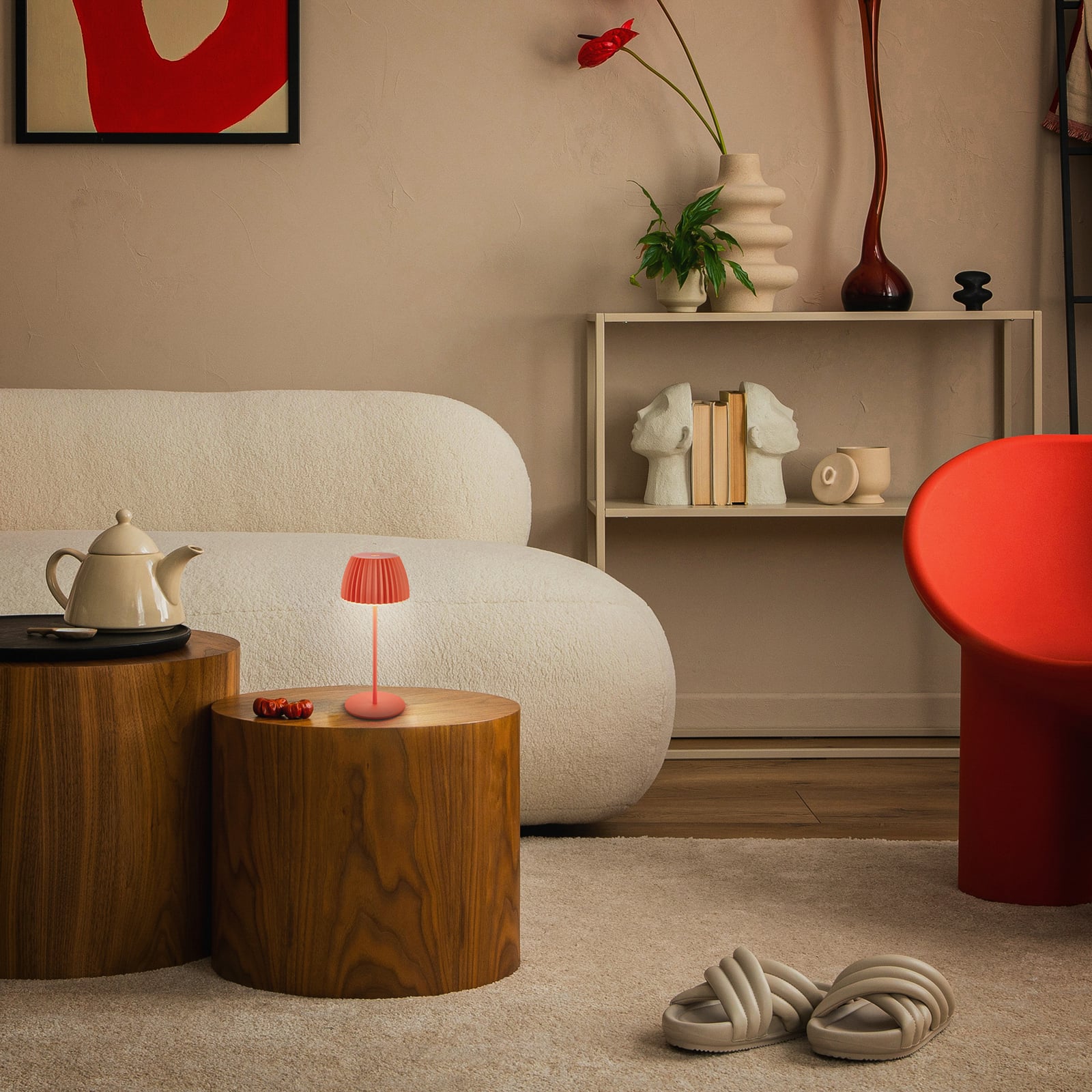 Detaljbilde av LED oppladbar bordlampe Riffle dimbar oransje IP44