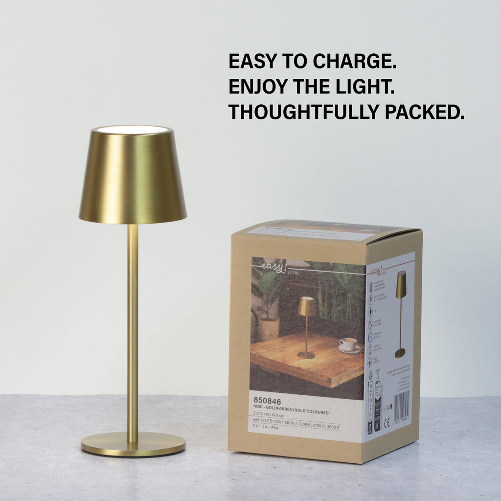 LED oppladbar bordlampe Roxi dimbar gull metall CCT IP54 i bruk utendørs