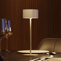 LED oppladbar bordlampe Serino aluminium sand IP44 forfra