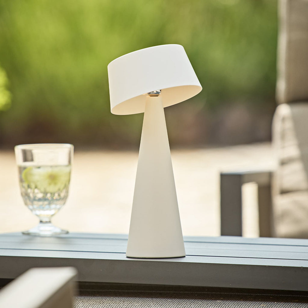 LED oppladbar bordlampe Solino hvit dimbar 26 cm IP44 forfra