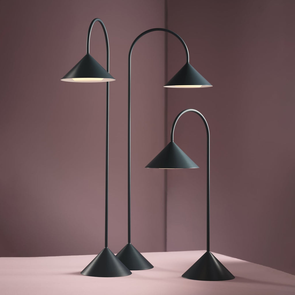 Nærbilde av dimmer på LED oppladbar gulvlampe Grasp dimbar petrol 72 cm IP44