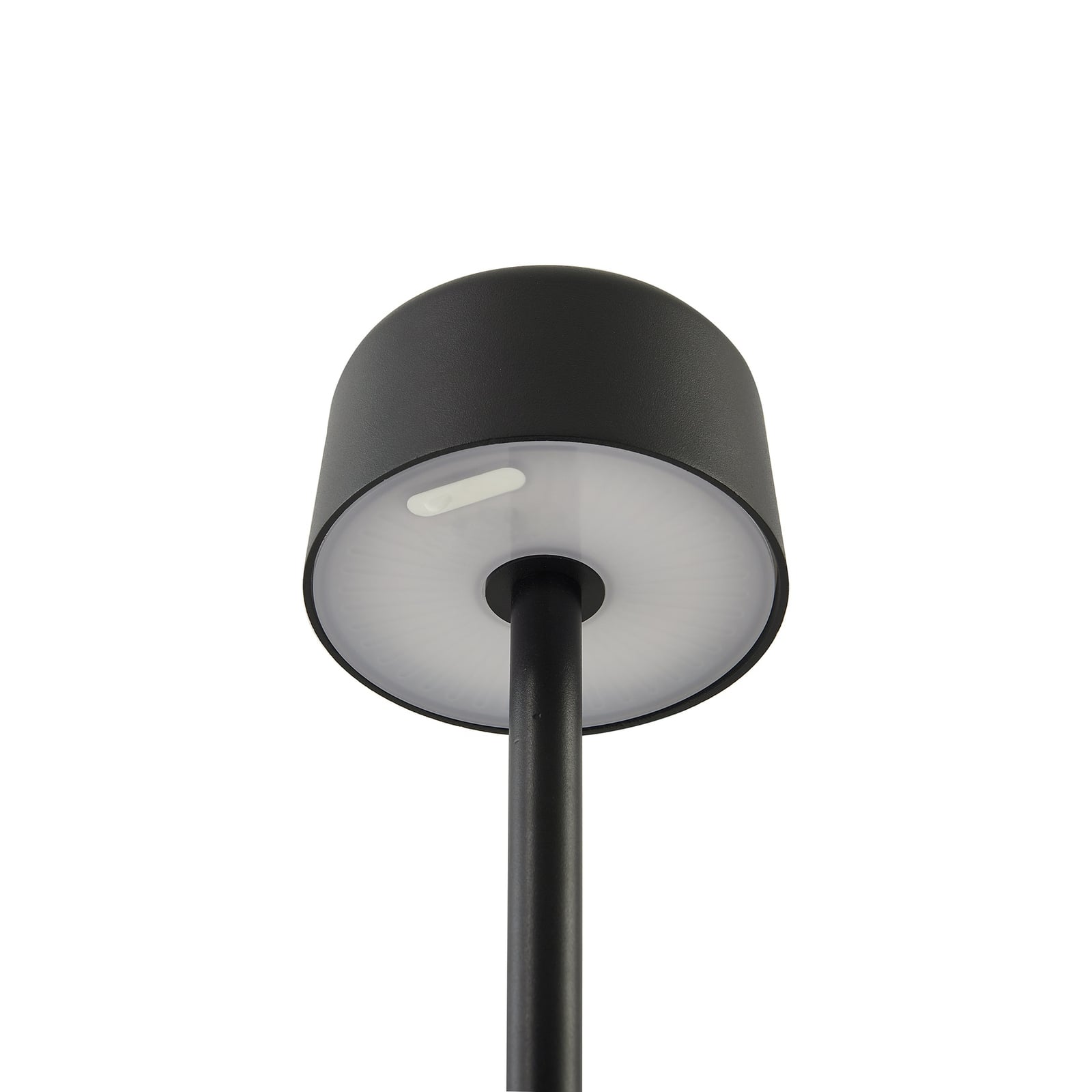 LED oppladbar gulvlampe Isason dimbar svart aluminium på balkong