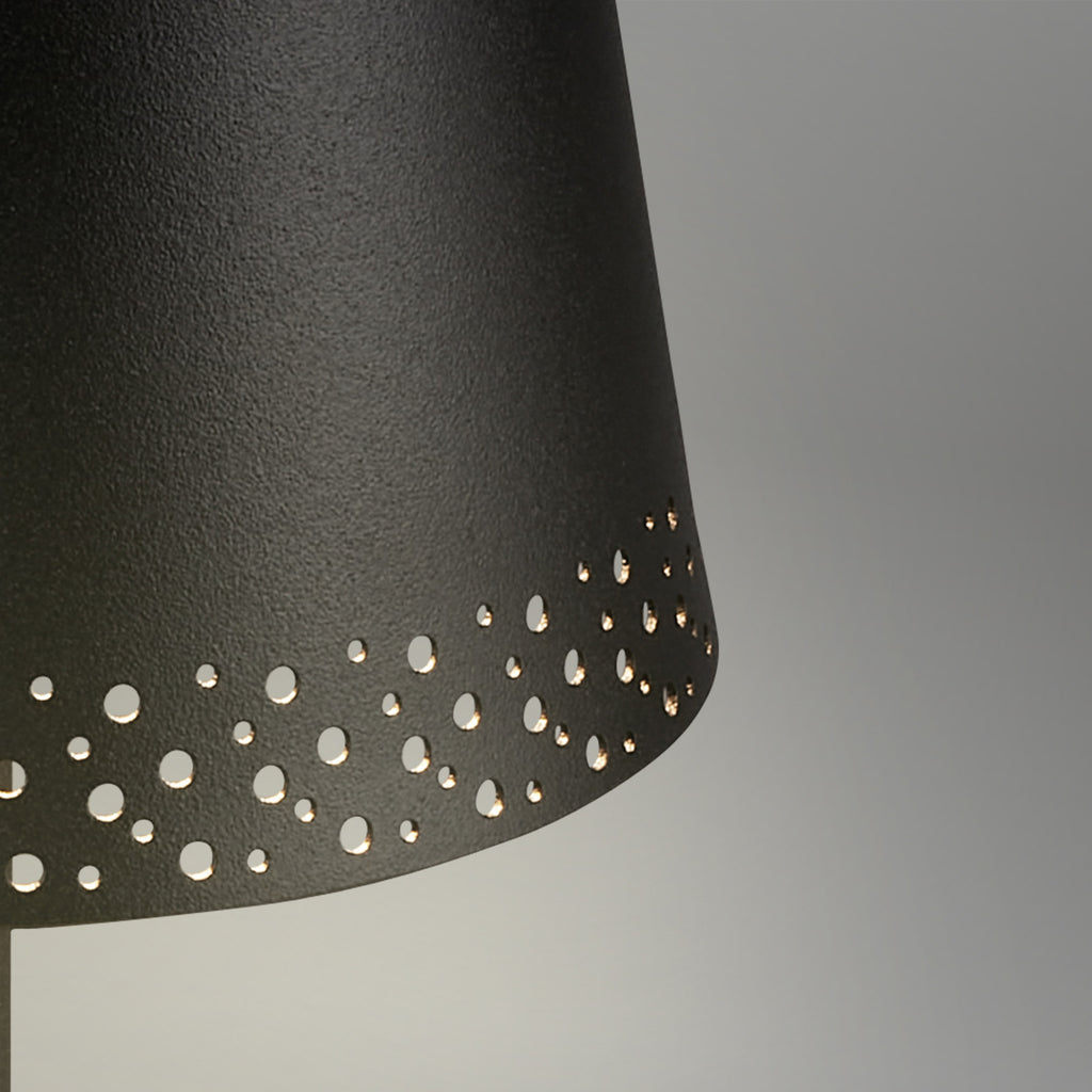 LED oppladbar gulvlampe Kiki høydejusterbar svart IP44 dimbar montert i rom