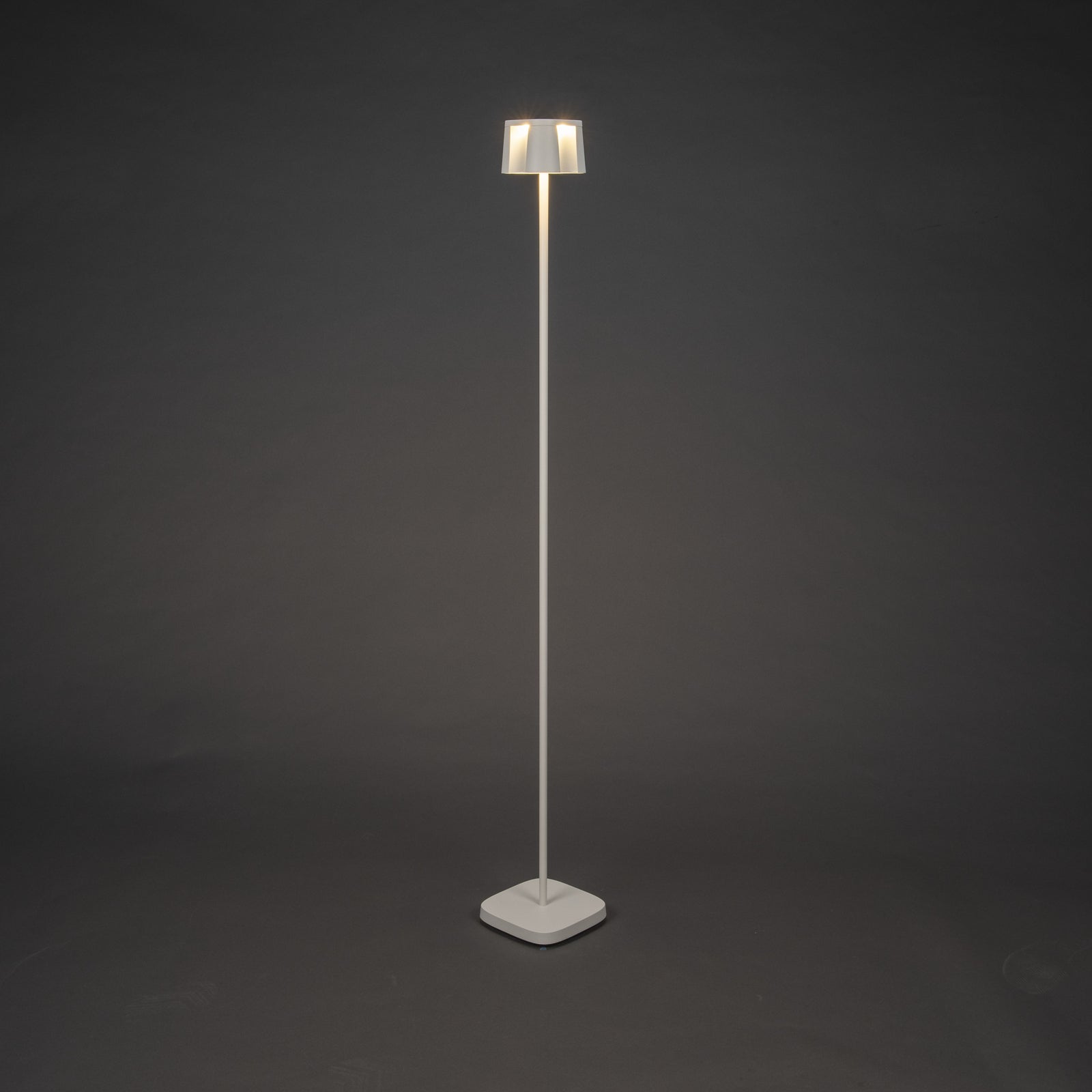 LED oppladbar gulvlampe Nice aluminium hvit IP54 dimbar CCT side