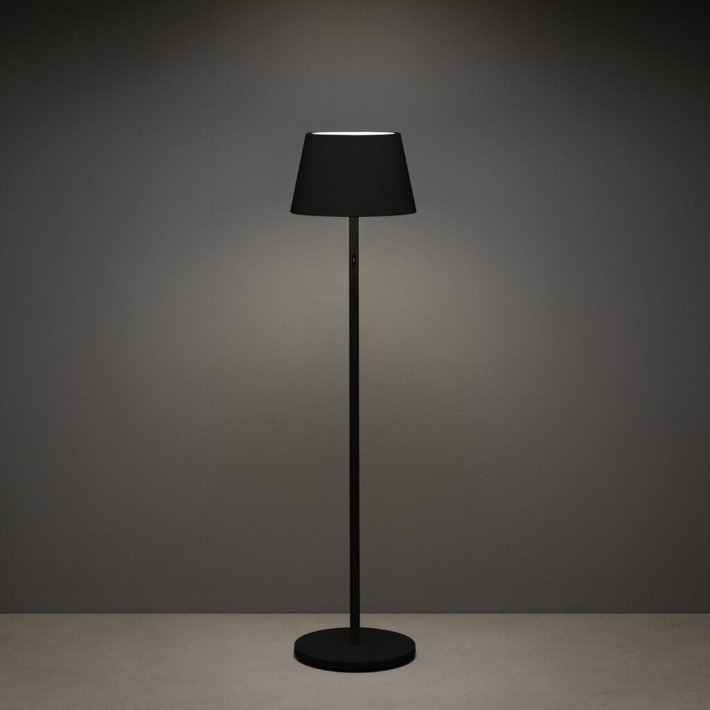 LED oppladbar gulvlampe Pomezia svart 150 cm IP54 justerbar høyde