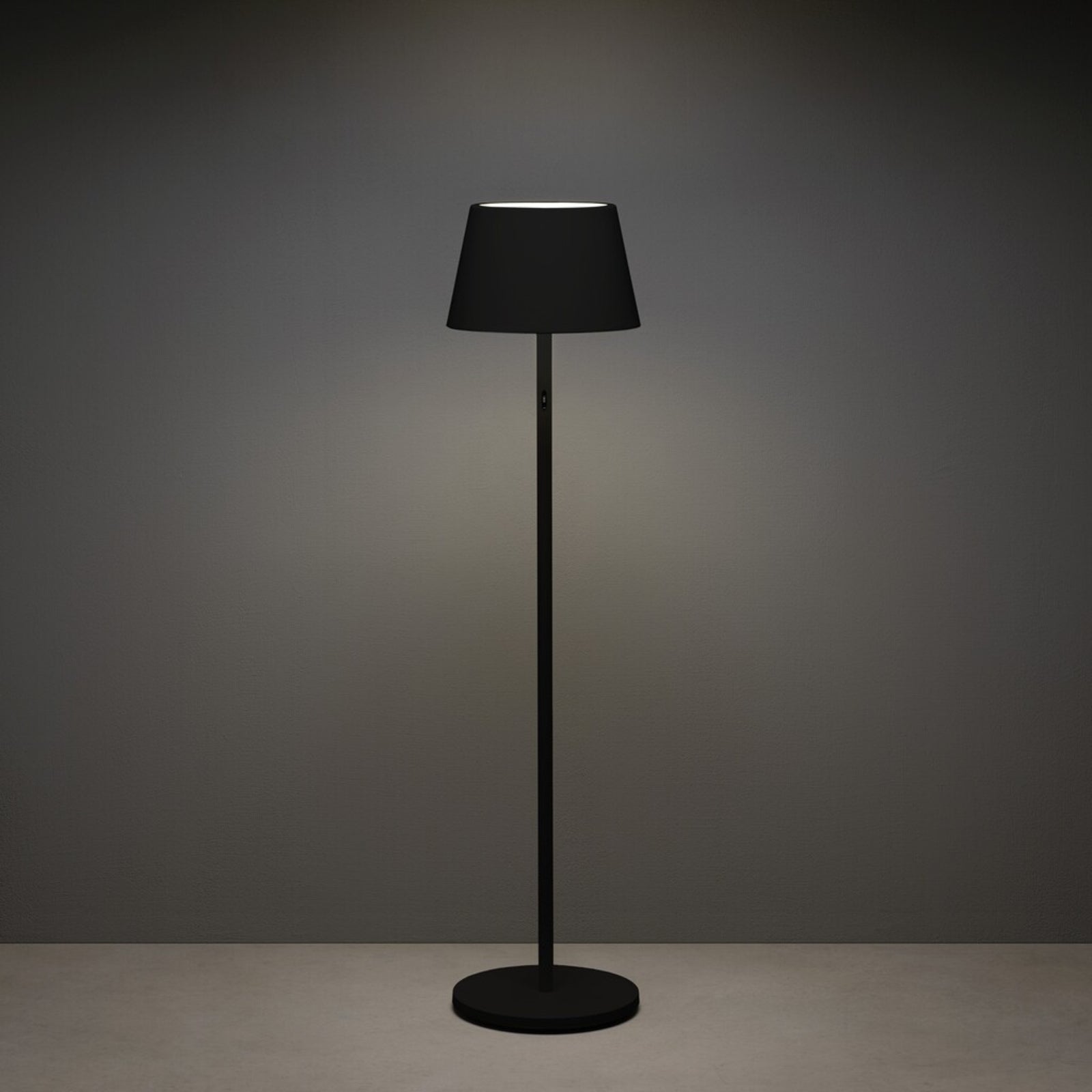 LED oppladbar gulvlampe Pomezia svart 150 cm IP54 justerbar høyde