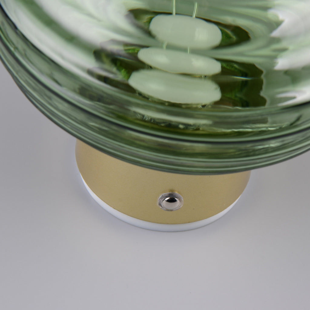 LED oppladbar vegglampe Earl glass Ø15,5 cm dimbar grønn bryter på produkt