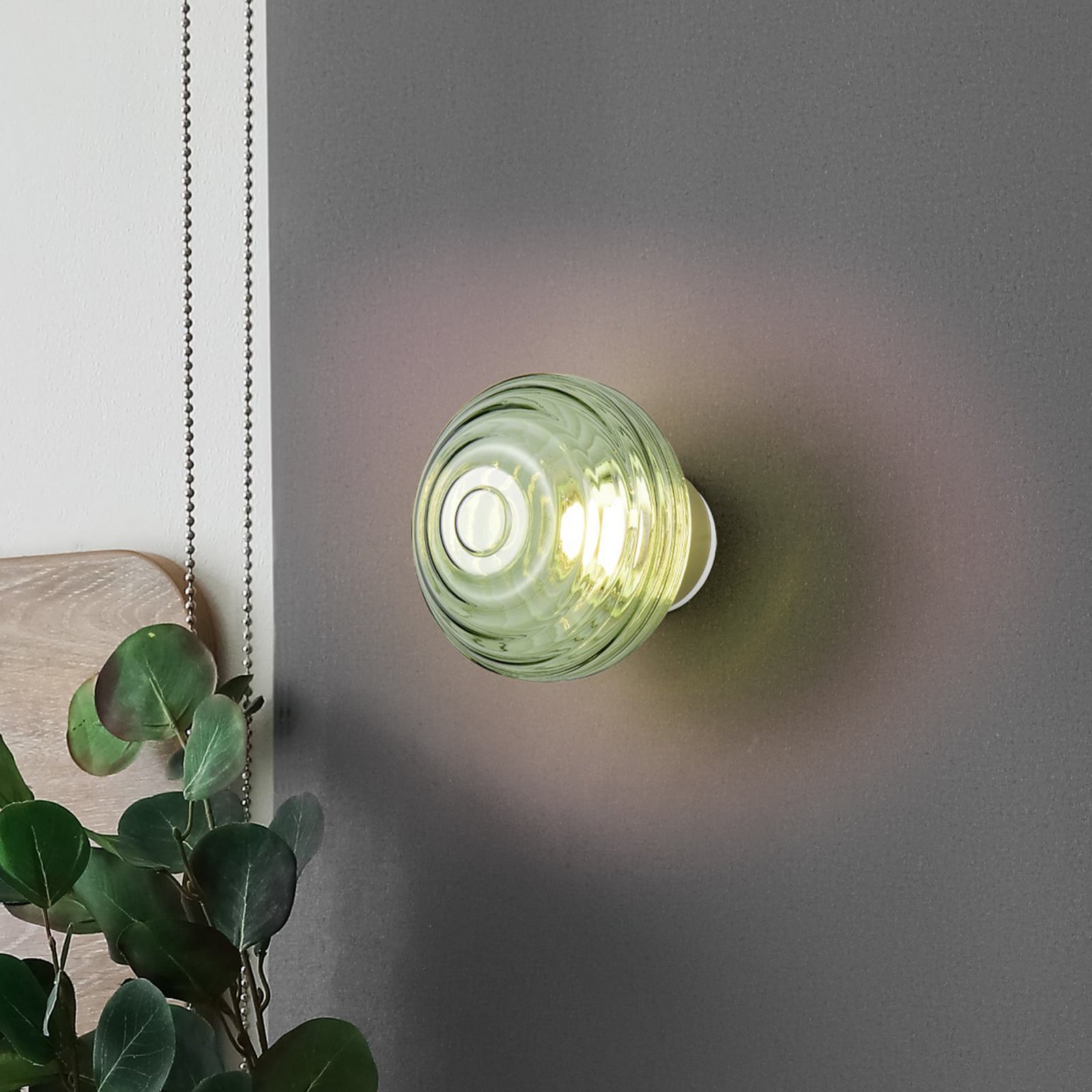 LED oppladbar vegglampe Earl glass Ø15,5 cm dimbar grønn forfra