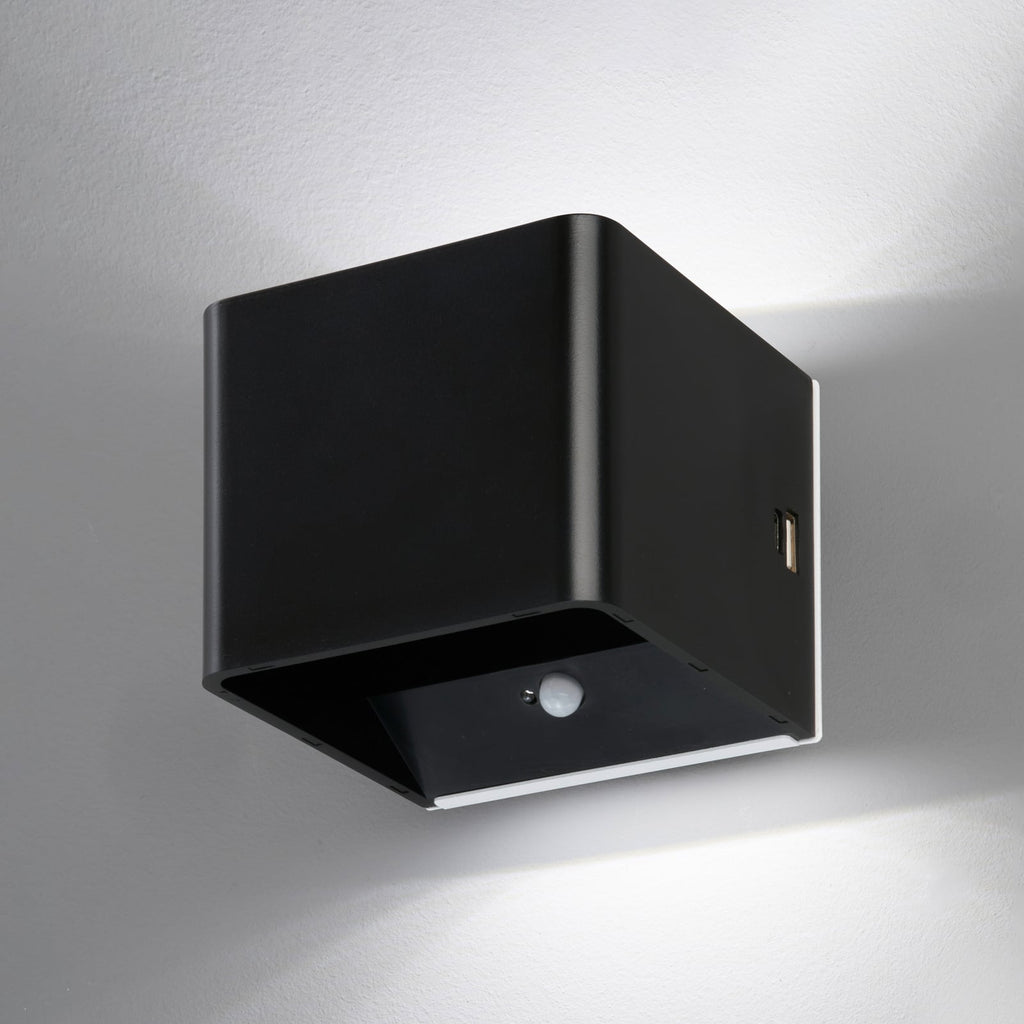 LED oppladbar vegglampe Magnetic svart med bevegelsessensor IP44 - FH Lighting nærbilde sensor