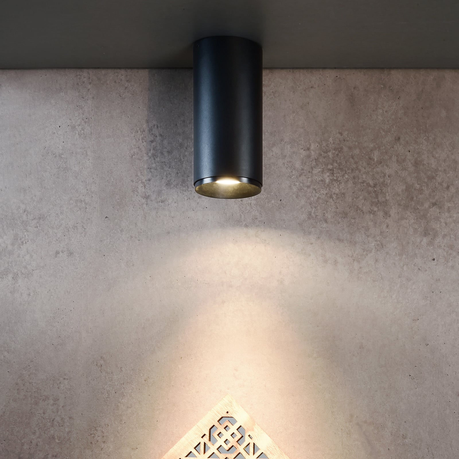 LED påbygget downlight Lucea dimbar svart Ø10 cm forfra