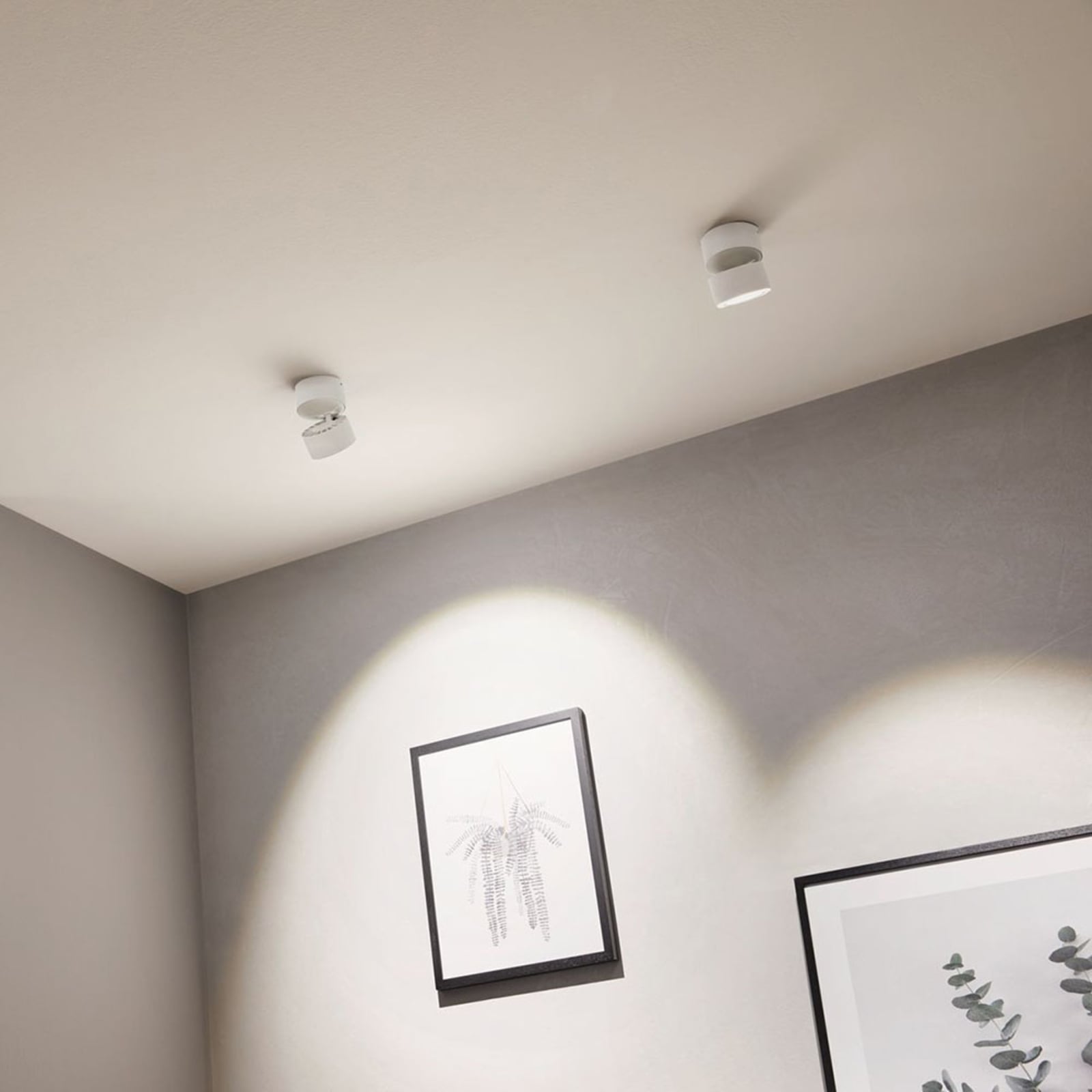 Detalj av LED påbyggingsspot Spircle matt hvit aluminium Ø8 cm 8W
