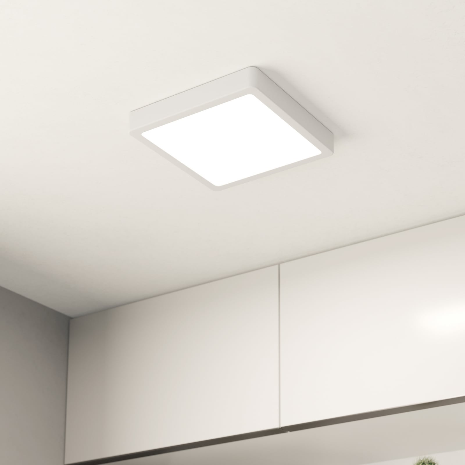 LED påbyggingspanel Fueva 5 hvit bakside