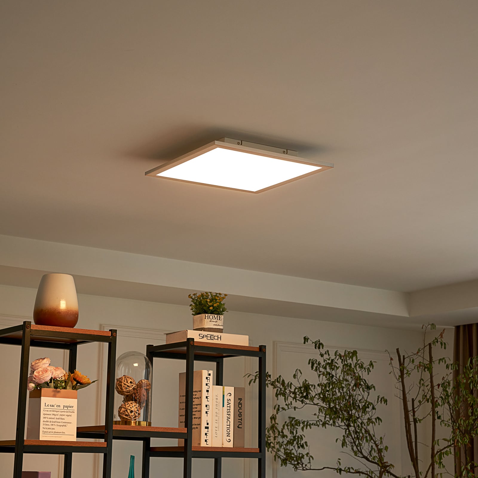 LED-panel Livel sølv 40x40 cm CCT dimbar fjernkontroll forfra