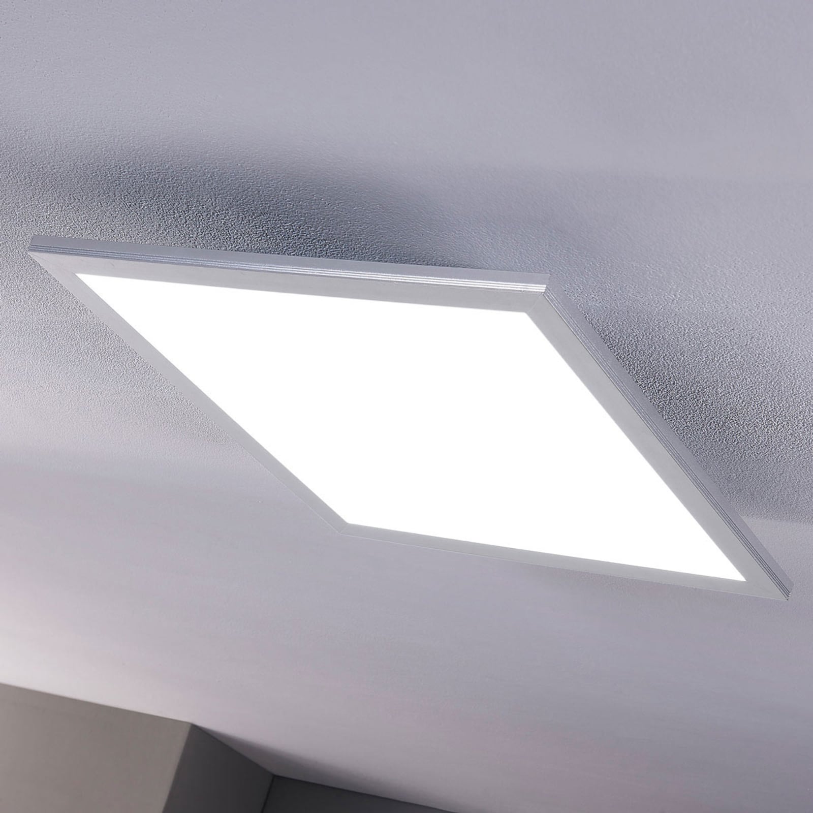 Montert LED-panel Livel sølv 40x40 cm CCT dimbar fjernkontroll i tak