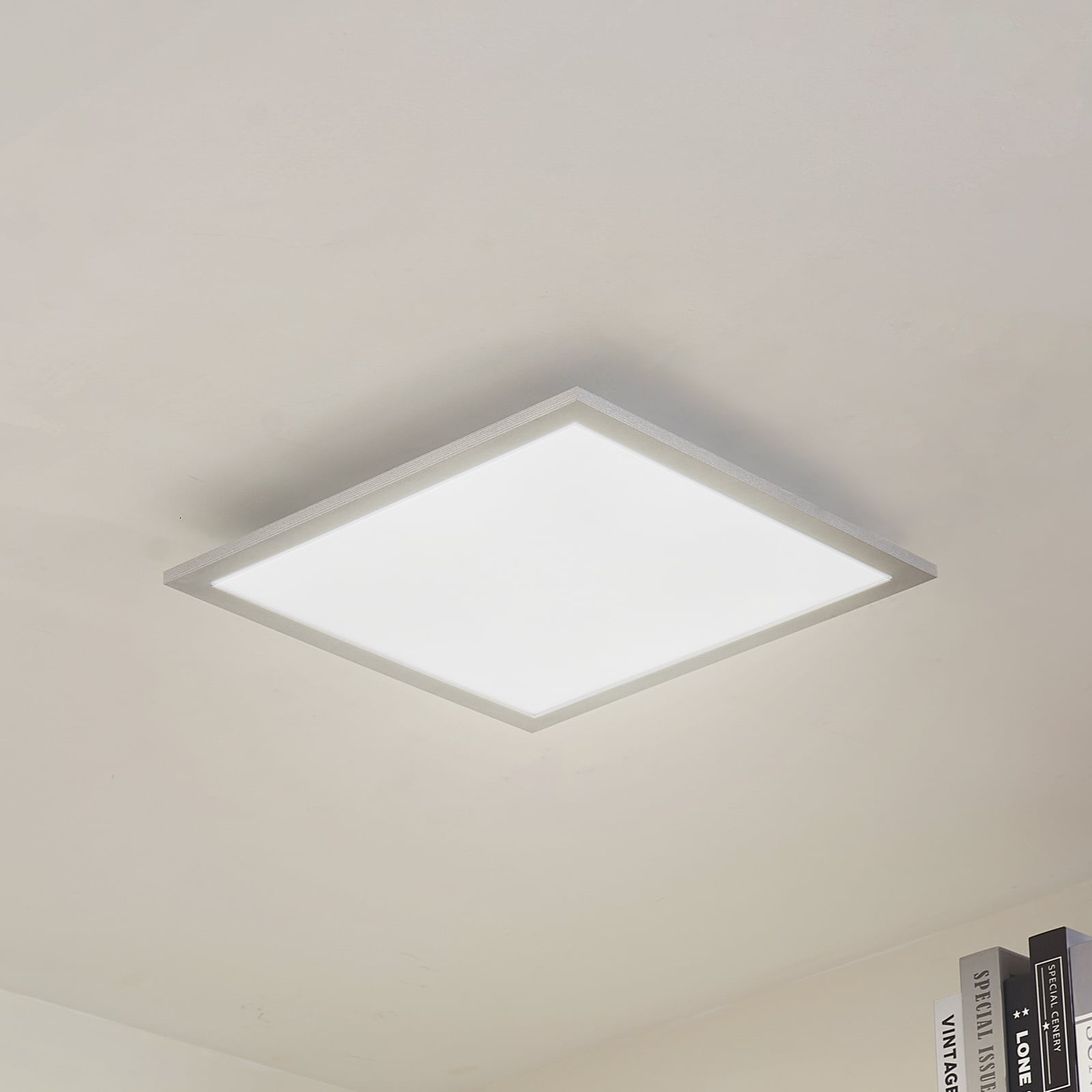 LED-panel Lyndra dimbar aluminium 40x40 cm front