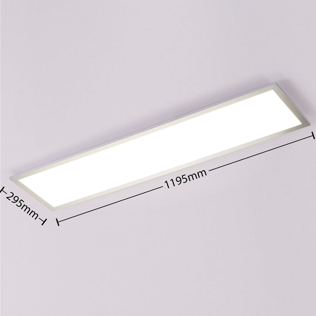 LED-panel Lysander dimbar sølv 119 cm 32W CCT detalj av fjernkontroll
