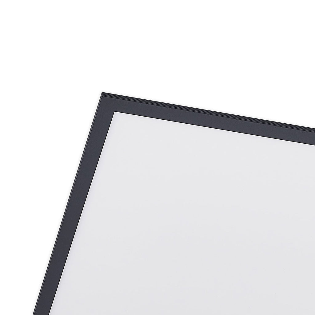 LED-panel Nelios svart aluminium 120x60 cm 72W lyser i rom