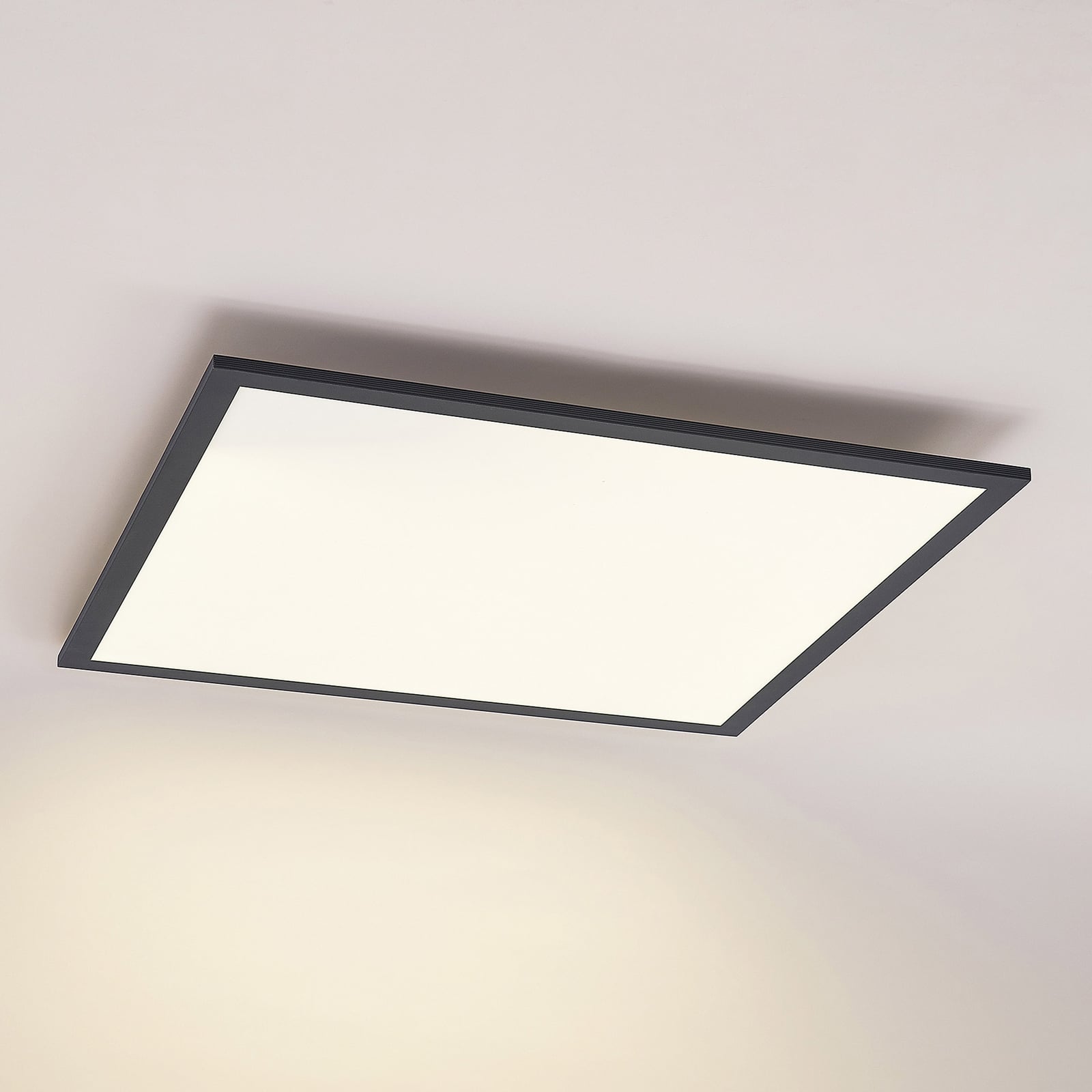LED-panel Nelios svart aluminium 62x62 cm sideprofil