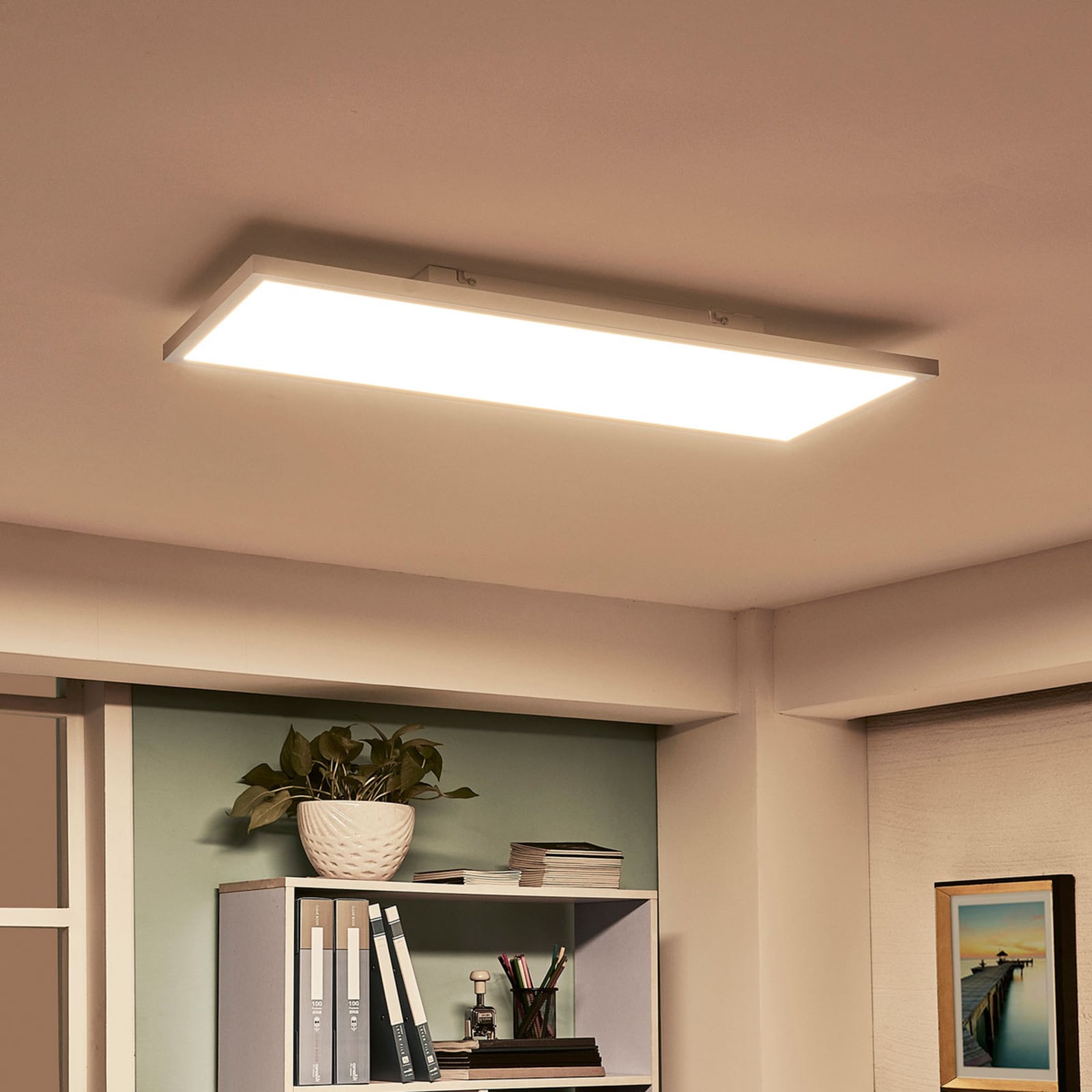 Bakside av LED-panel Philia CCT dimbar 80x29,5 cm 30W med fjernkontroll