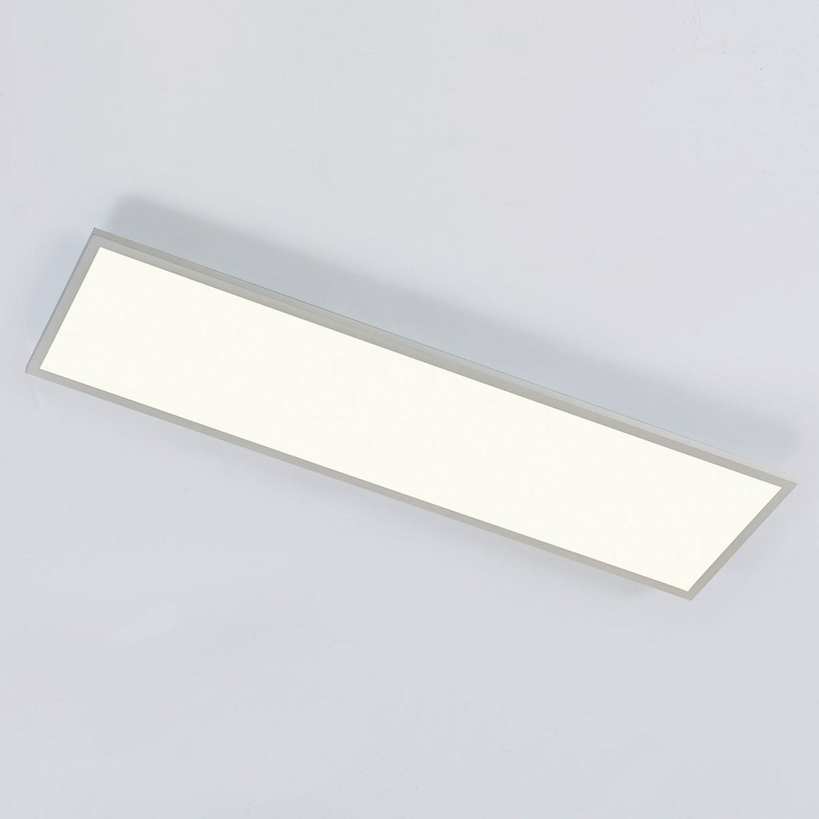 LED-panel Philia hvit 120x30 cm CCT dimbar fjernkontroll montert i tak