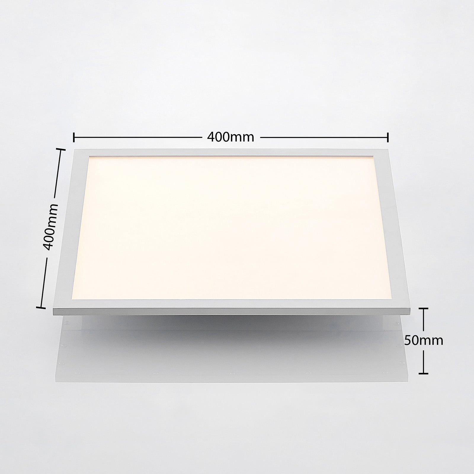 LED-panel Quais montert i tak