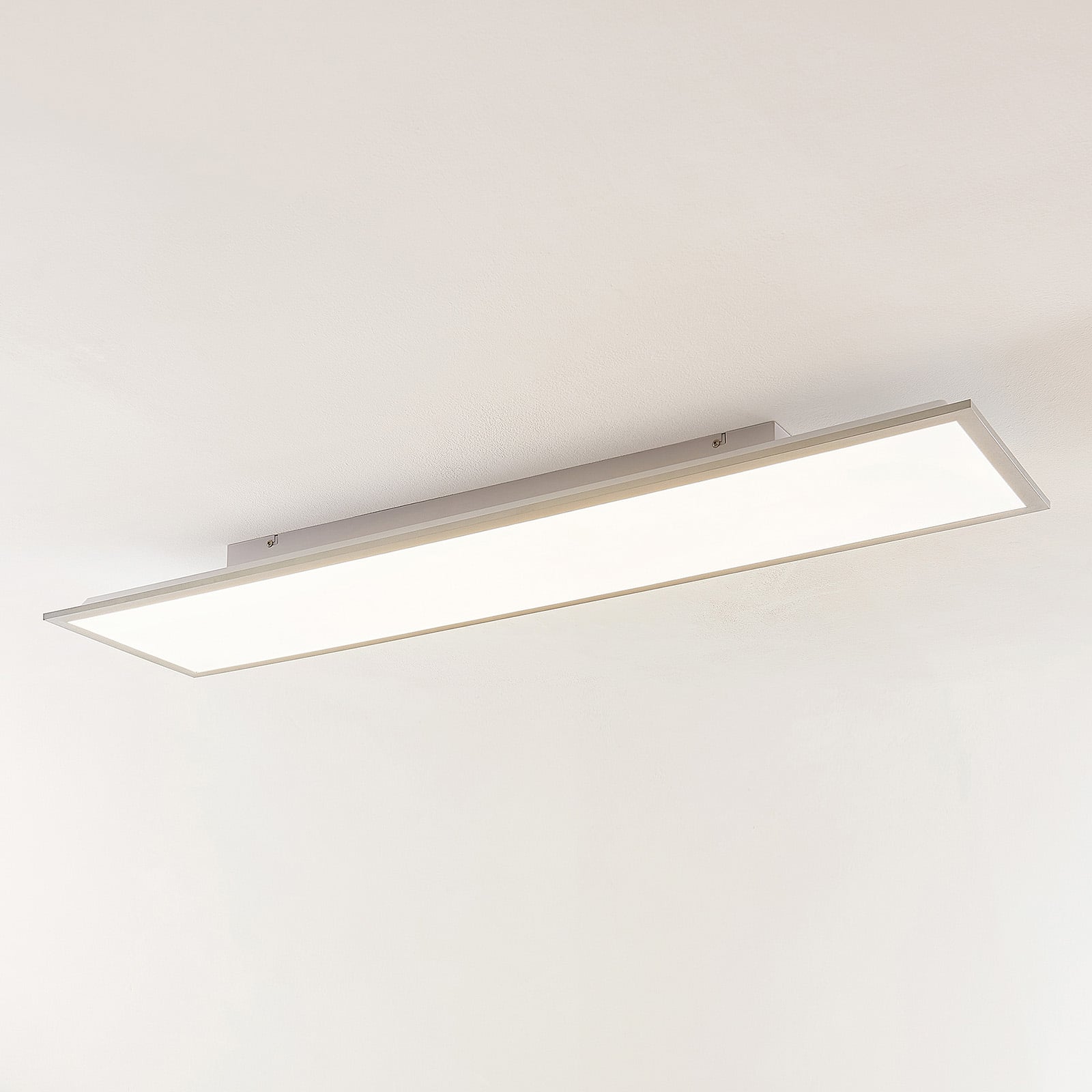Bakside av LED-panel Stenley sølv/hvit 120x30 cm