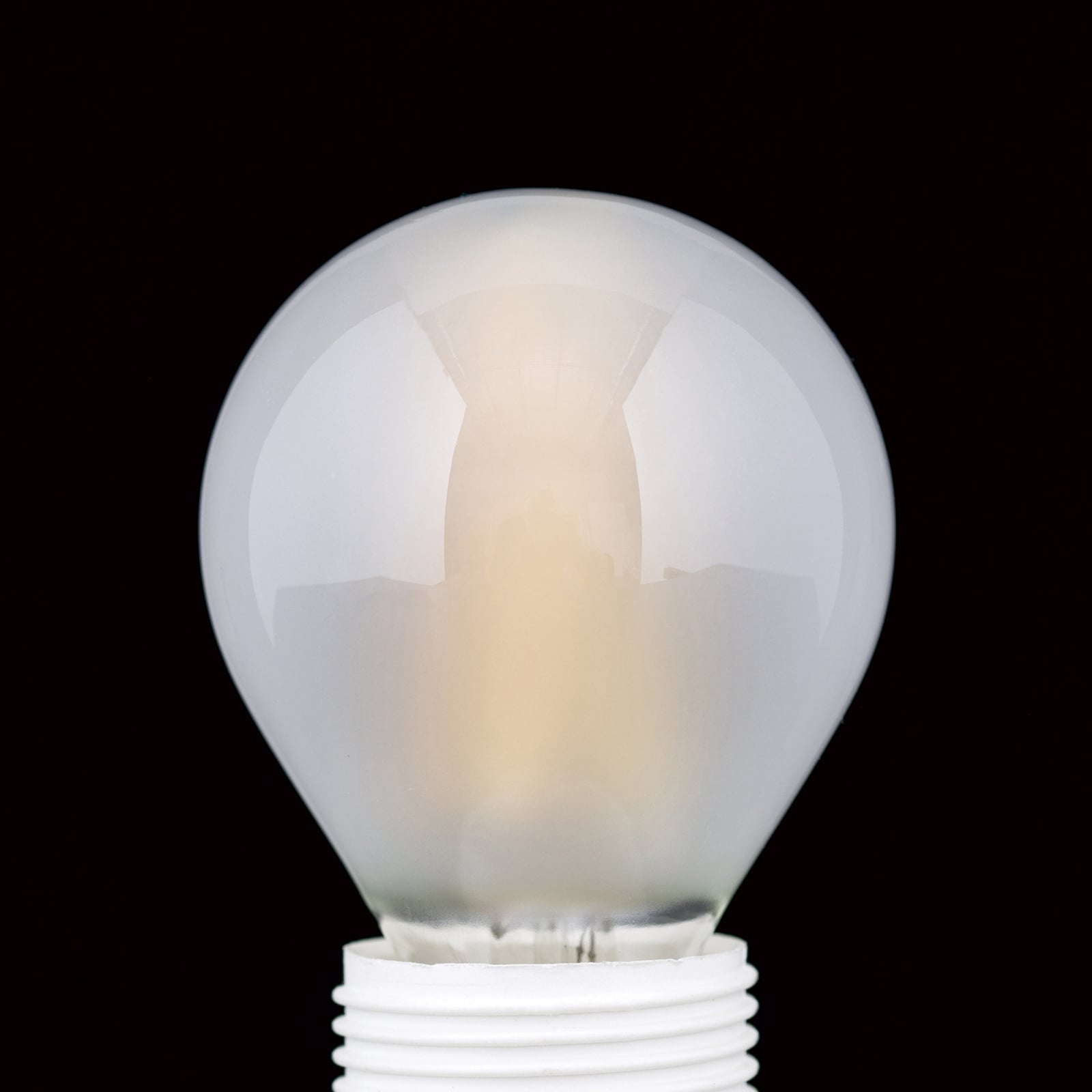 LED-pære dråpeform E14 5W 540lm 2700K matt dimbar - ORION nærbilde av matt glass