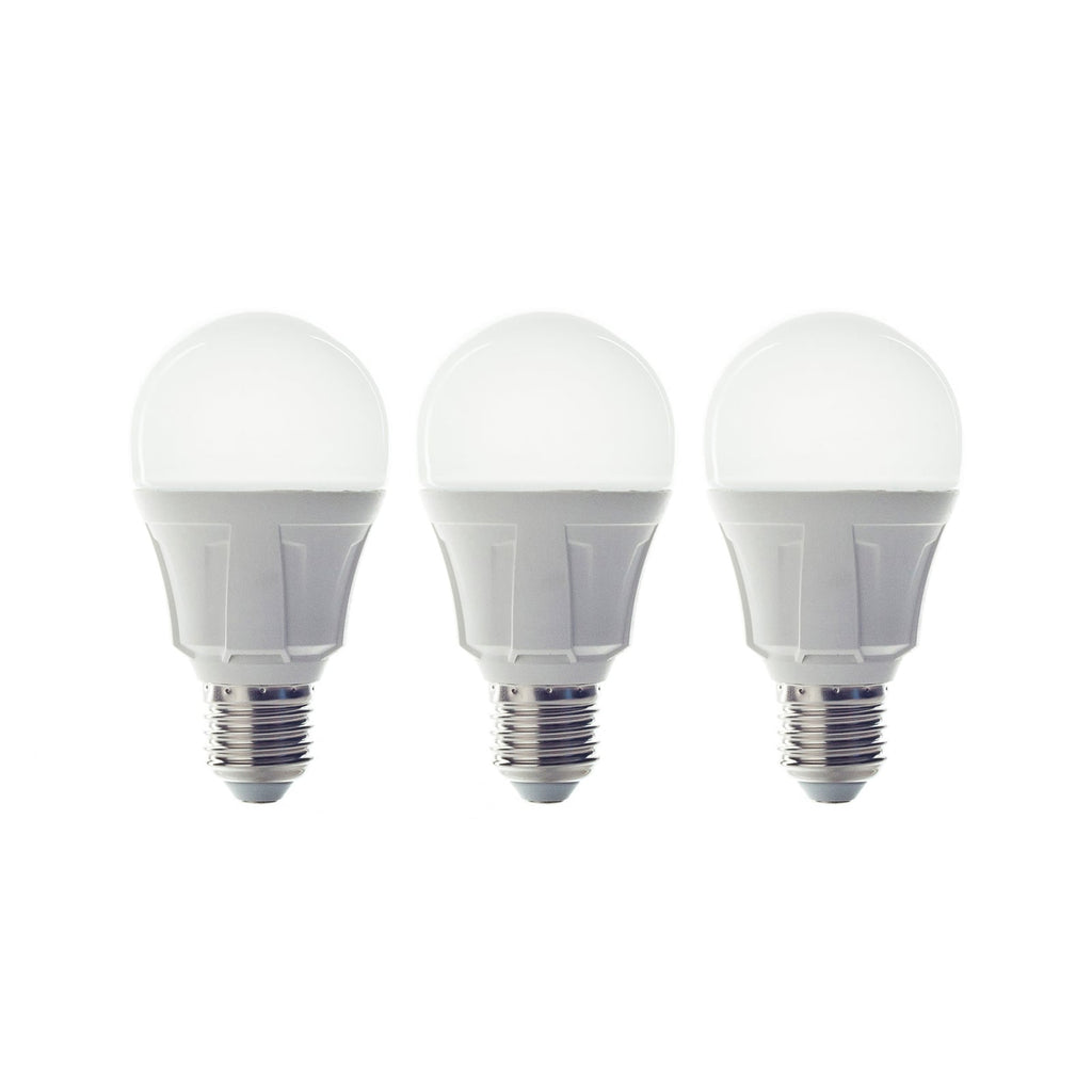 LED-pære E27 11W opal 3000K varmhvit 3-pack - Lindby forfra
