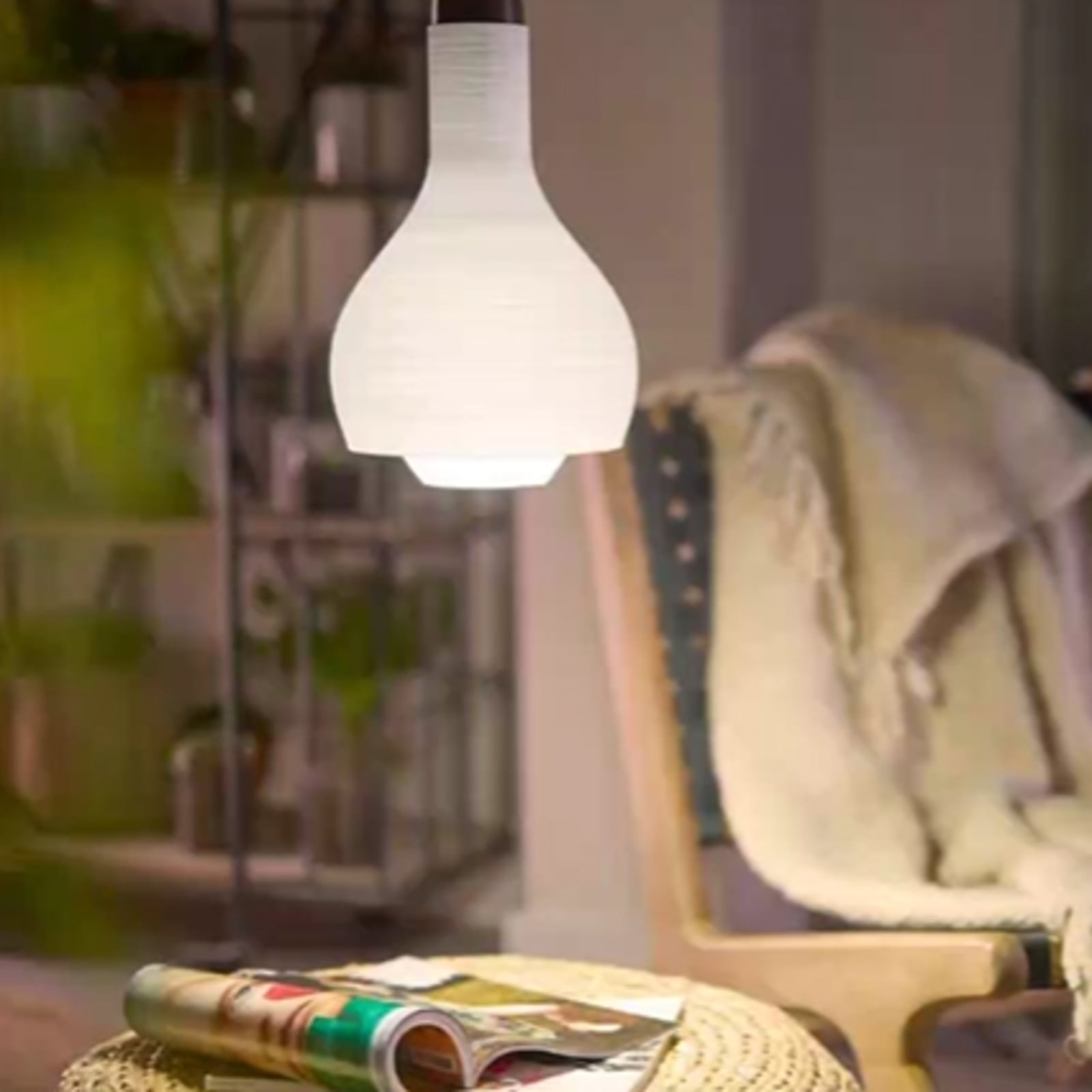 LED-pære E27 13W 1521lm 2700K matt 2-pakning - Philips nærbilde