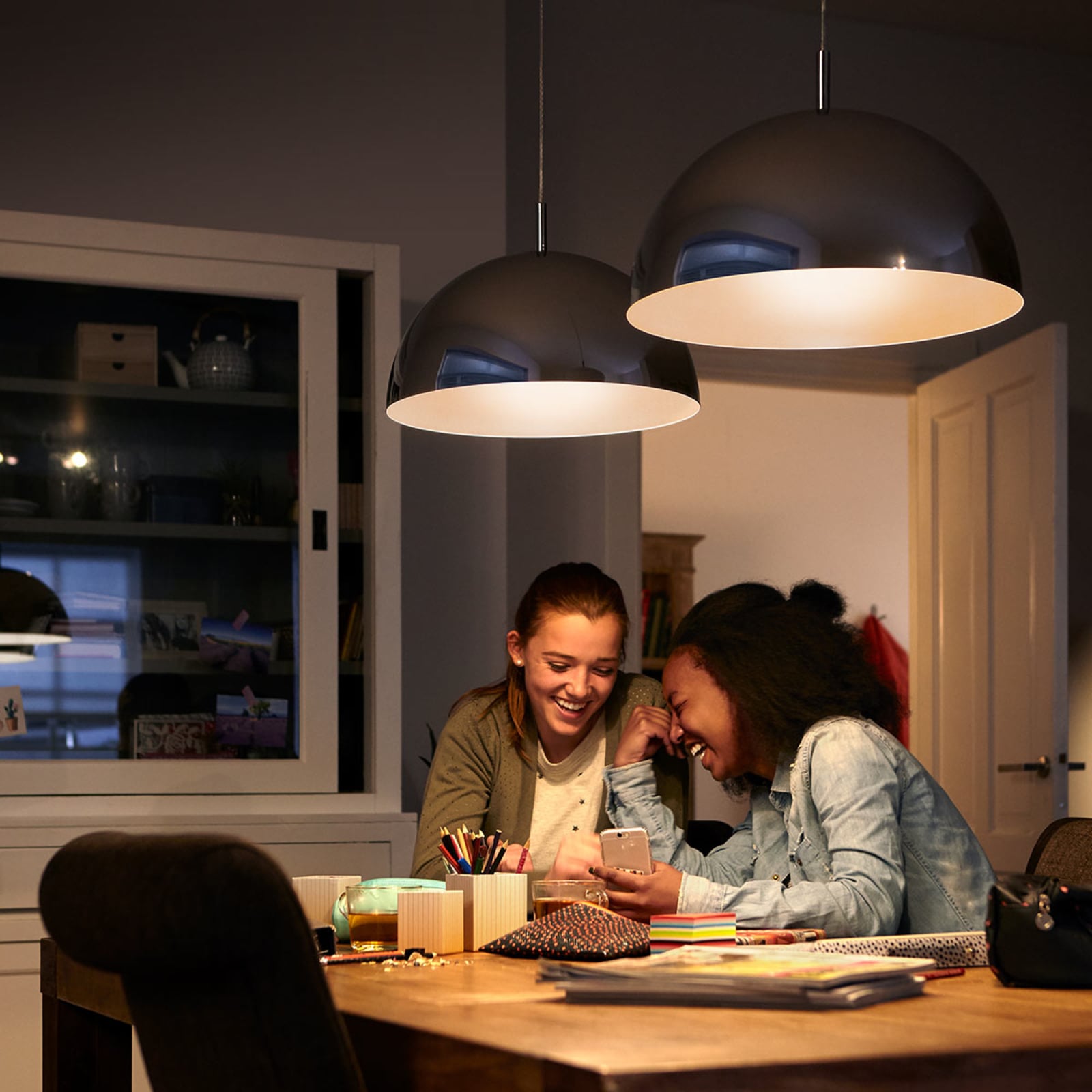 Detalj av LED-pære E27 2,2W 250lm 2700K matt ikke dimbar - Philips