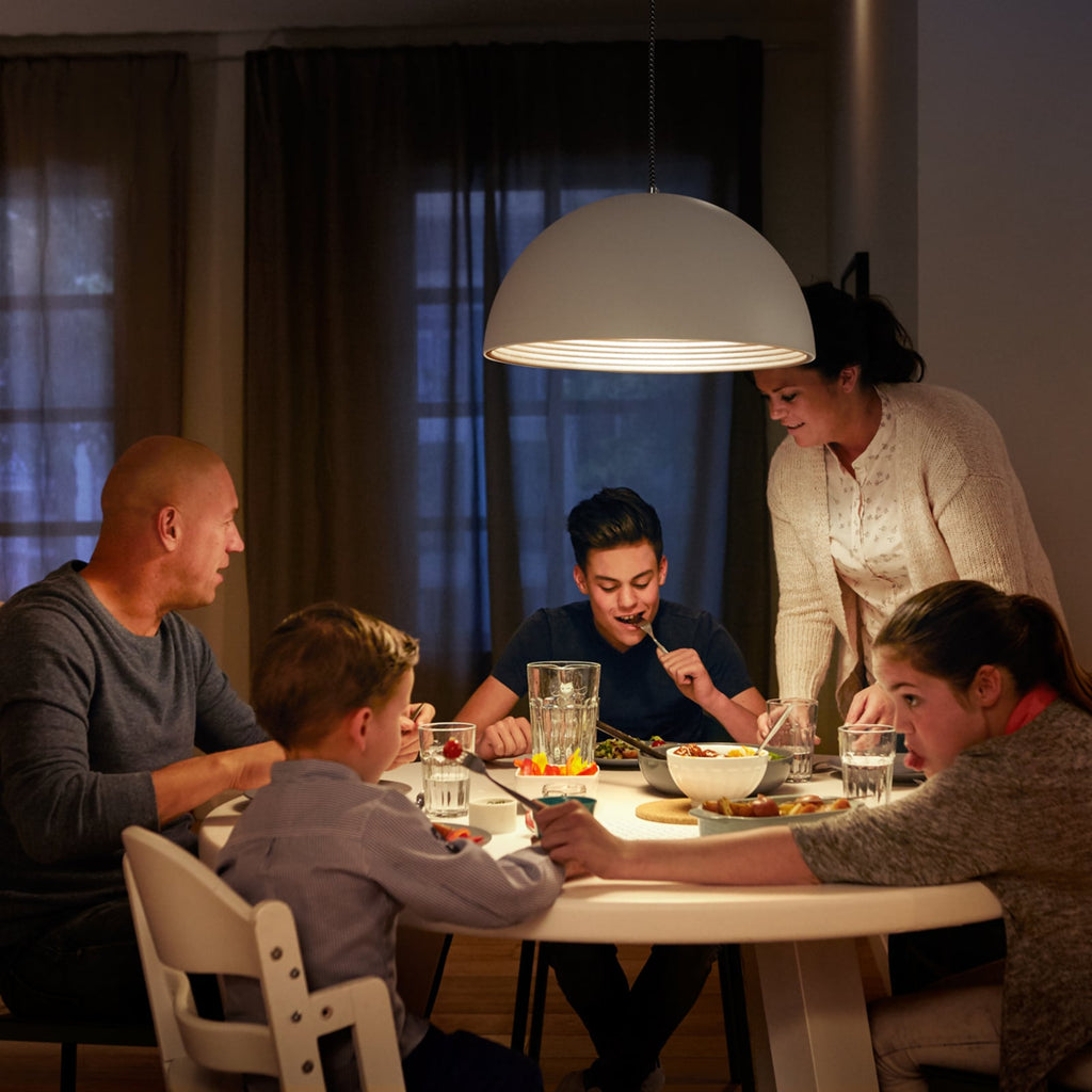 LED-pære E27 8W SceneSwitch 3-trinns dimming 2700K matt - Philips detalj av merking