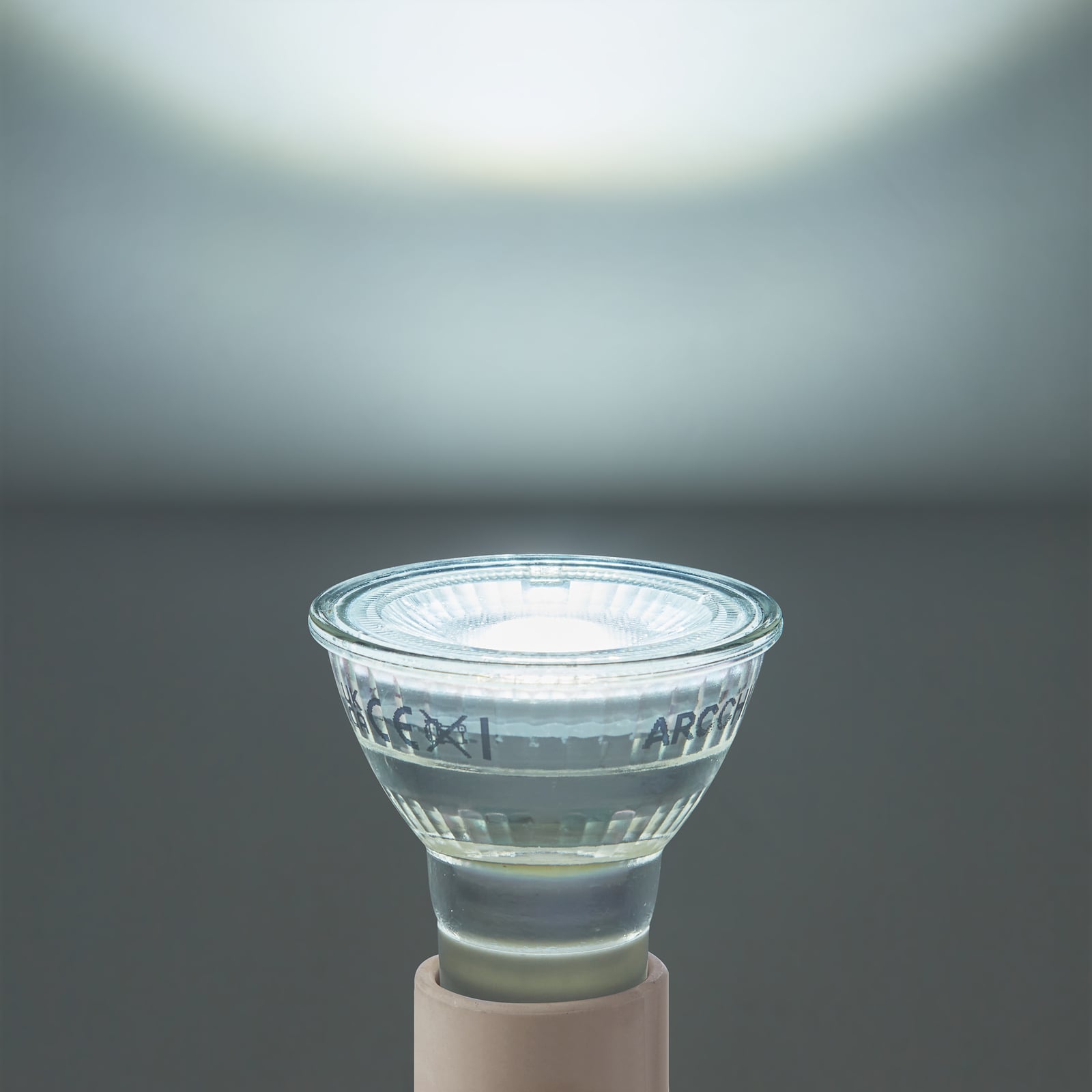 LED-pære GU10 2,5W PAR16 klar 450 lm kaldhvit 6500K - Arcchio bakside