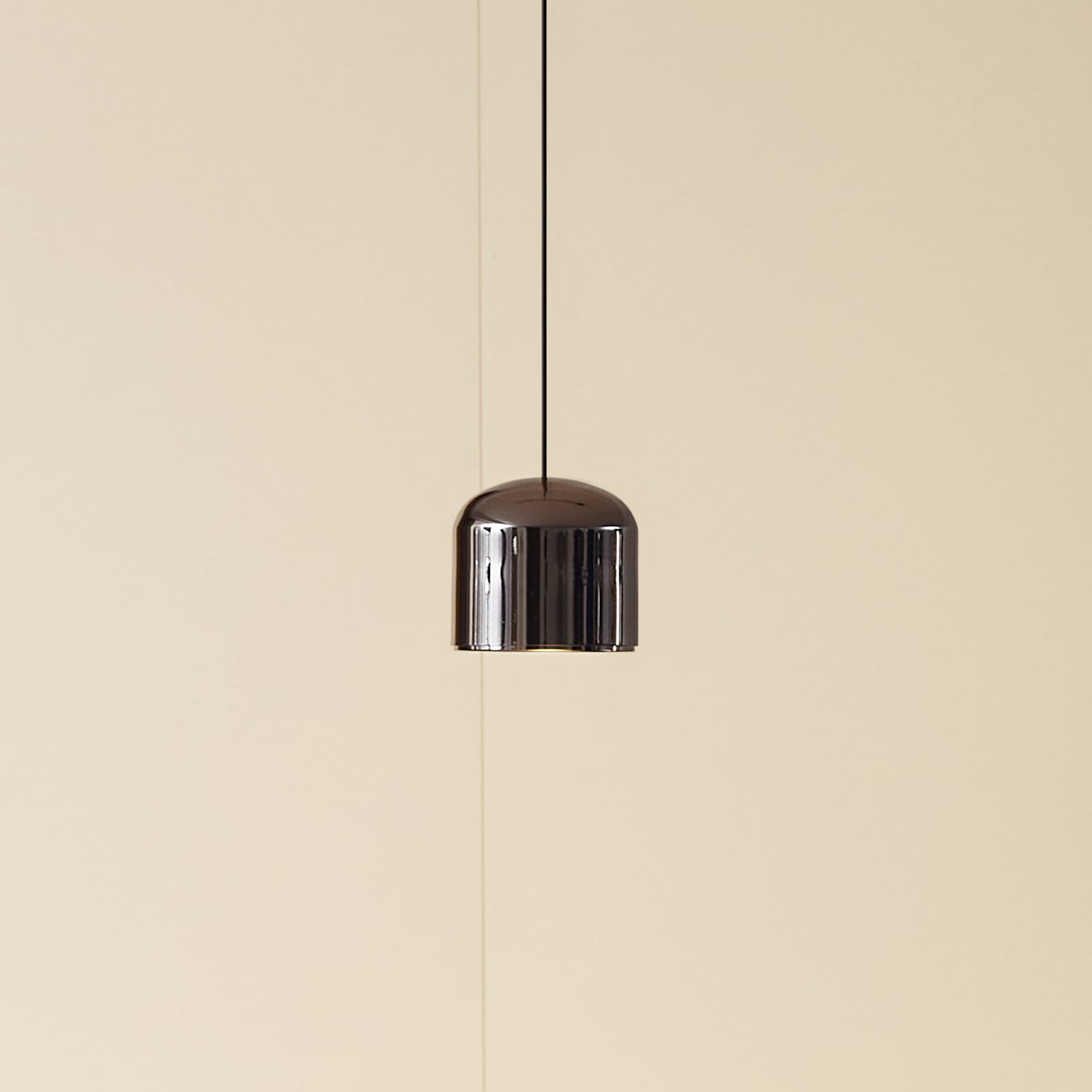 LED-pendellampe 48V Lumaro svart aluminium forfra
