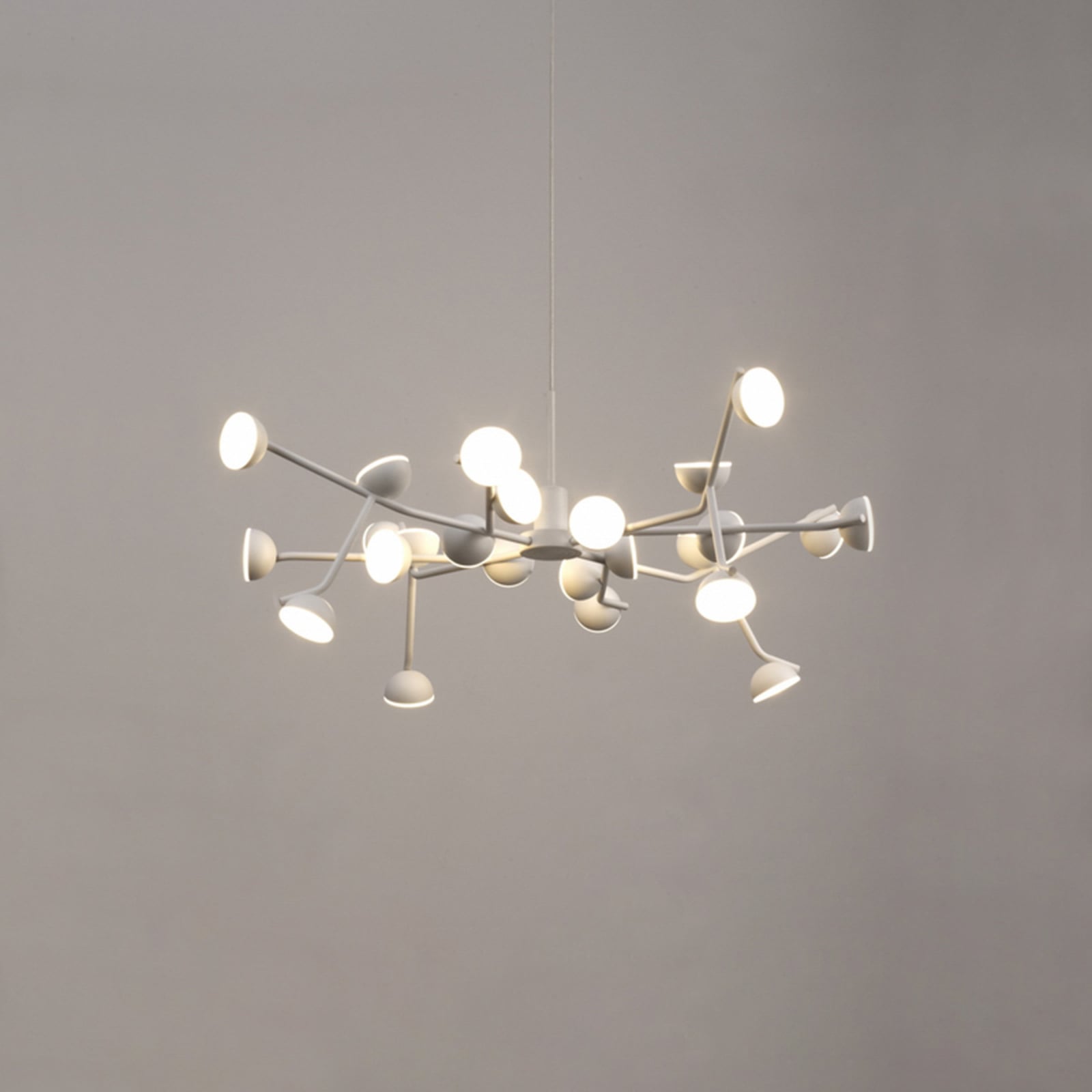 LED pendellampe Adn 24-lys rund Ø66 cm hvit matt forfra