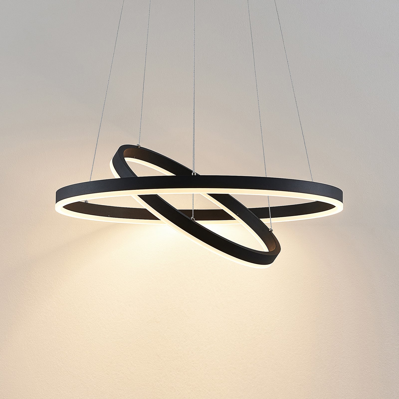 LED pendellampe Albiona 2 ringer dimbar svart opphengsdetalj
