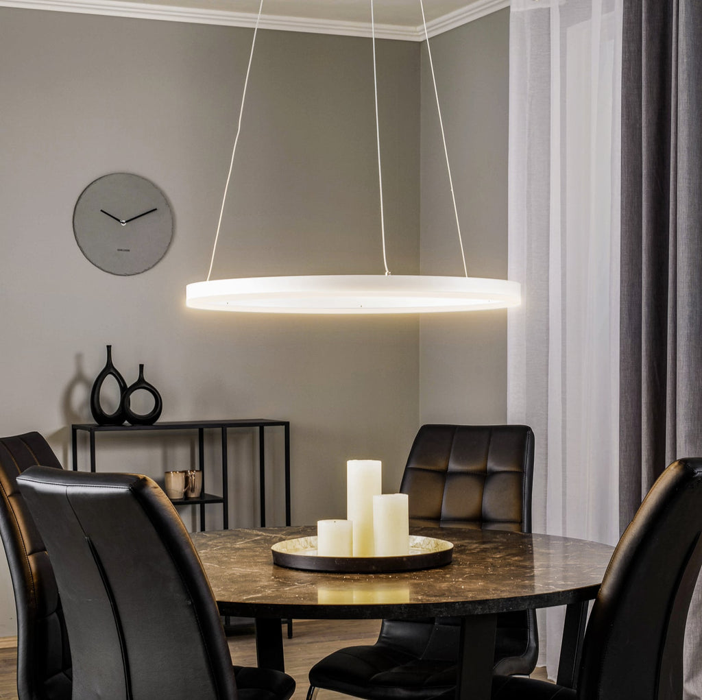 LED pendellampe Albiona hvit dimbar detalj av ringform