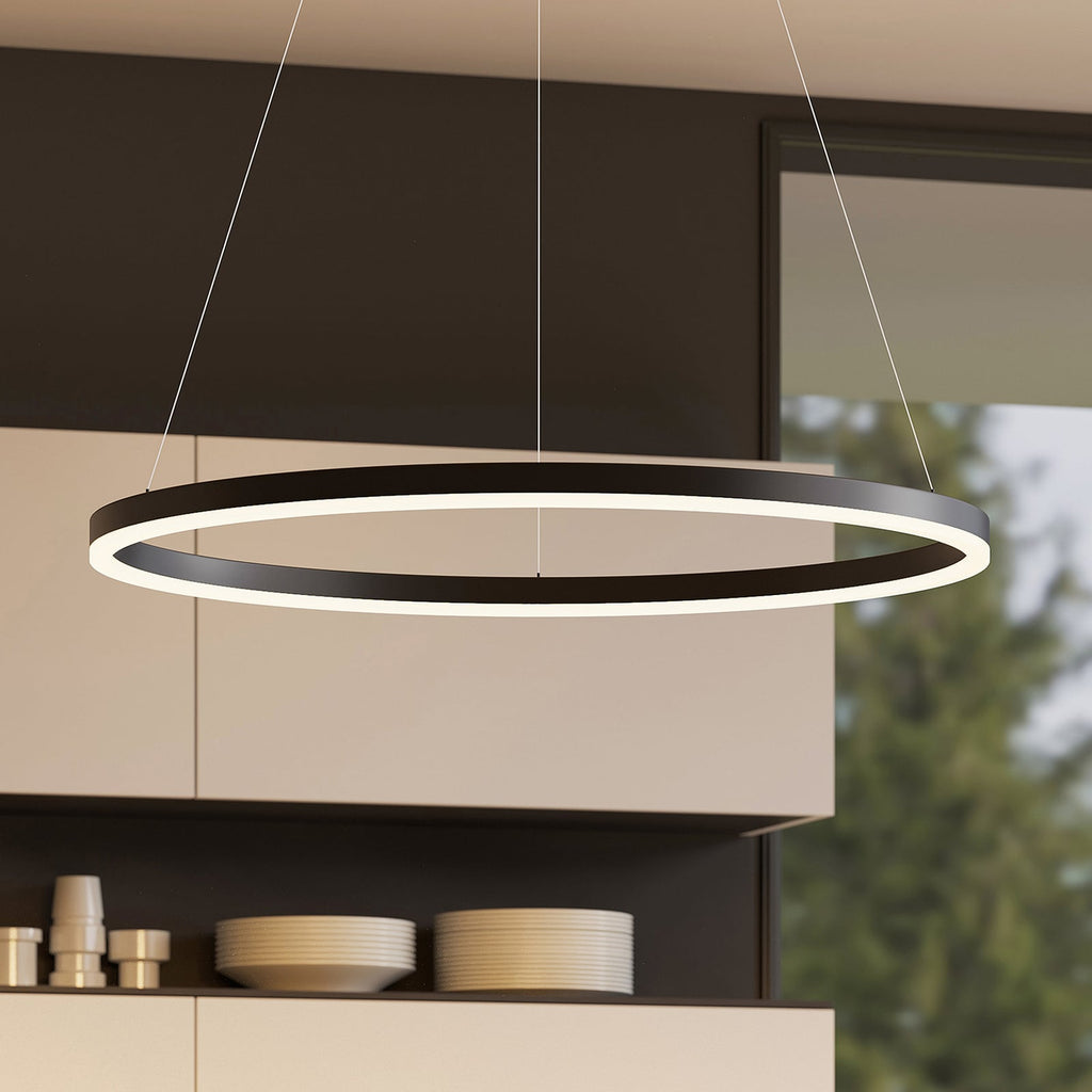 LED pendellampe Albiona ringformet svart dimbar Ø80 cm forfra