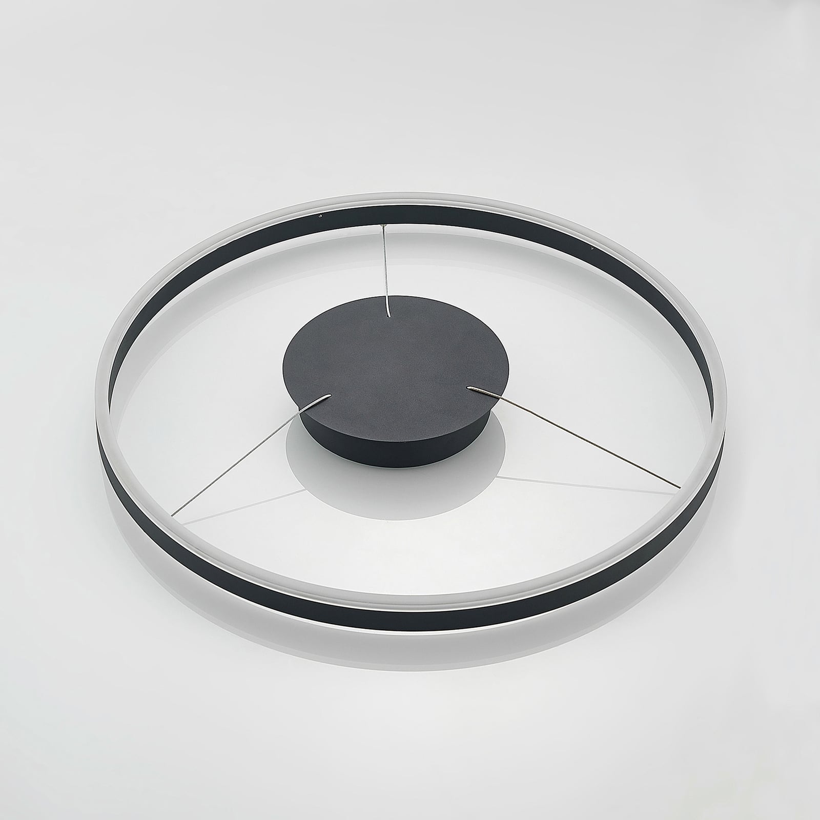 LED pendellampe Albiona ringformet svart dimmerkontroll