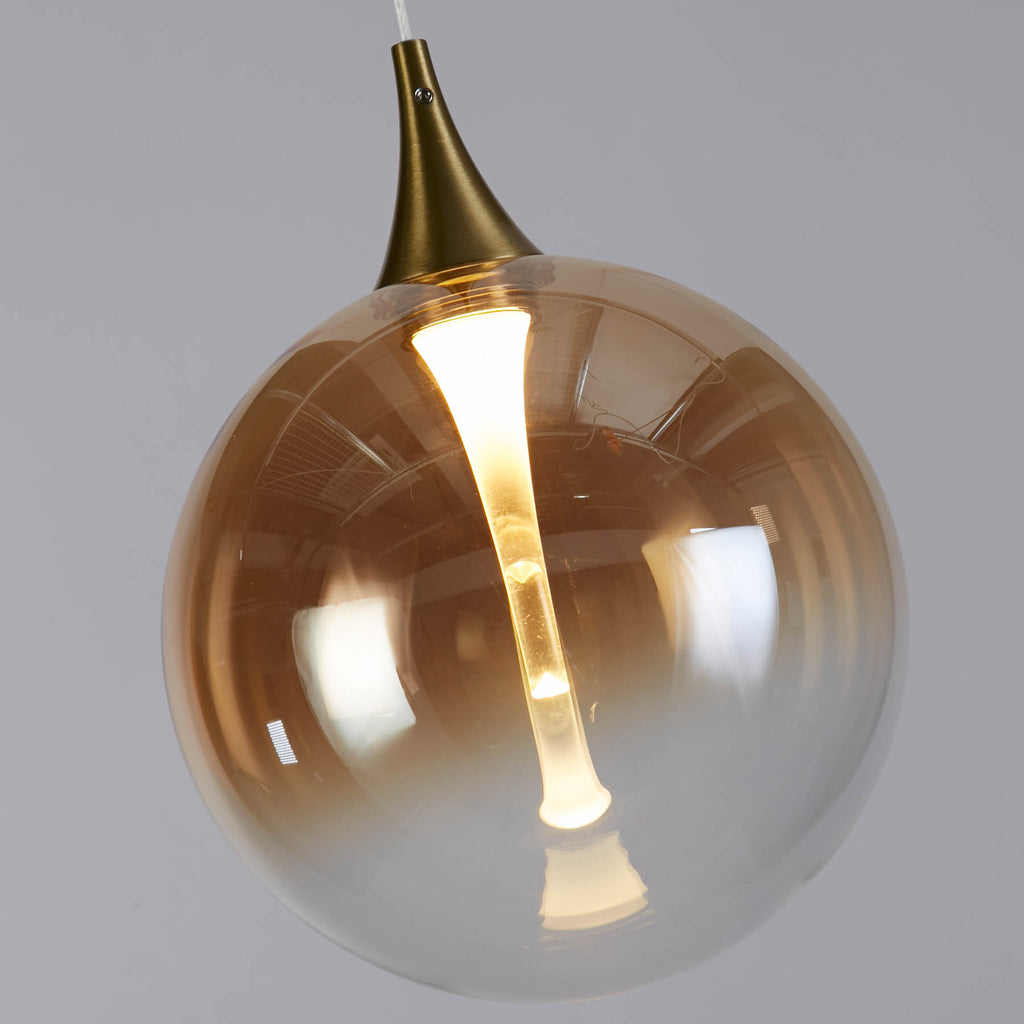 LED pendellampe Alchemy 5-lys ravfarget glass dimbar montert i rom